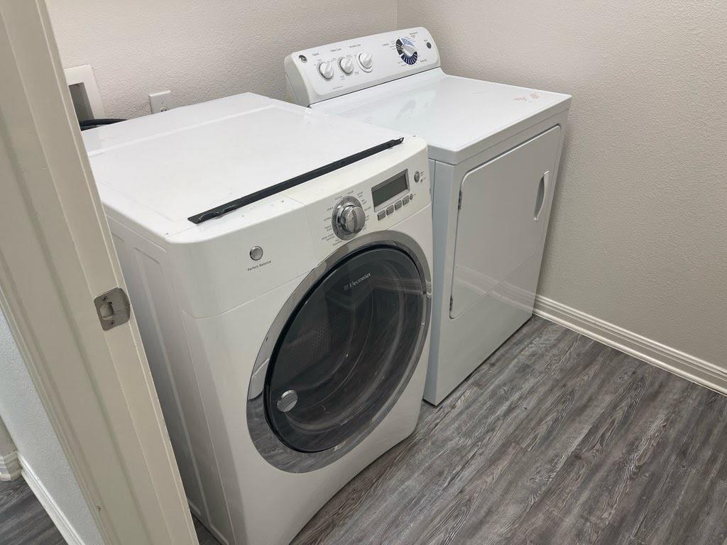 1108 Delia Chapa Ln, Hutto, TX 78634