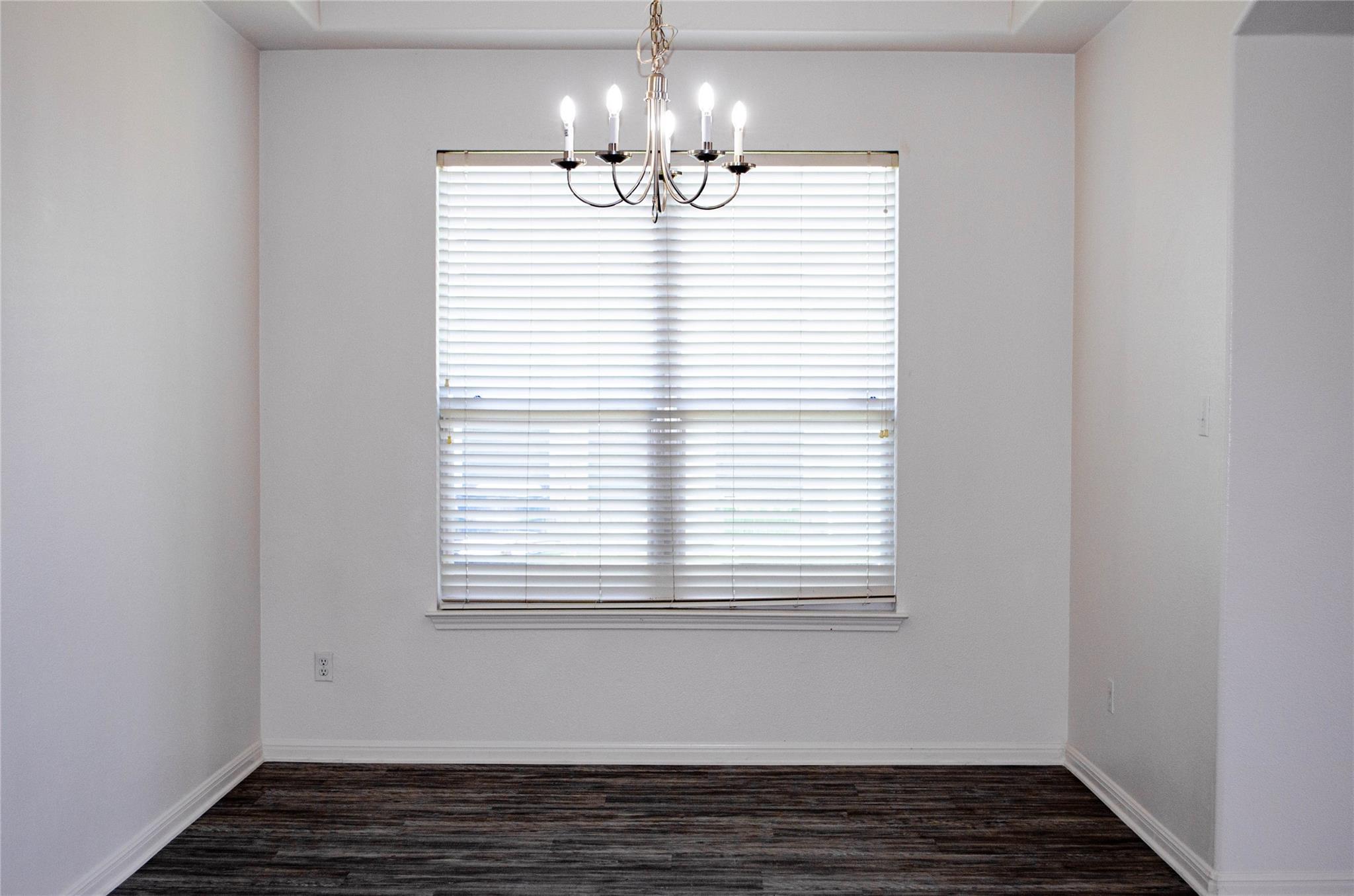 1108 Delia Chapa Ln, Hutto, TX 78634