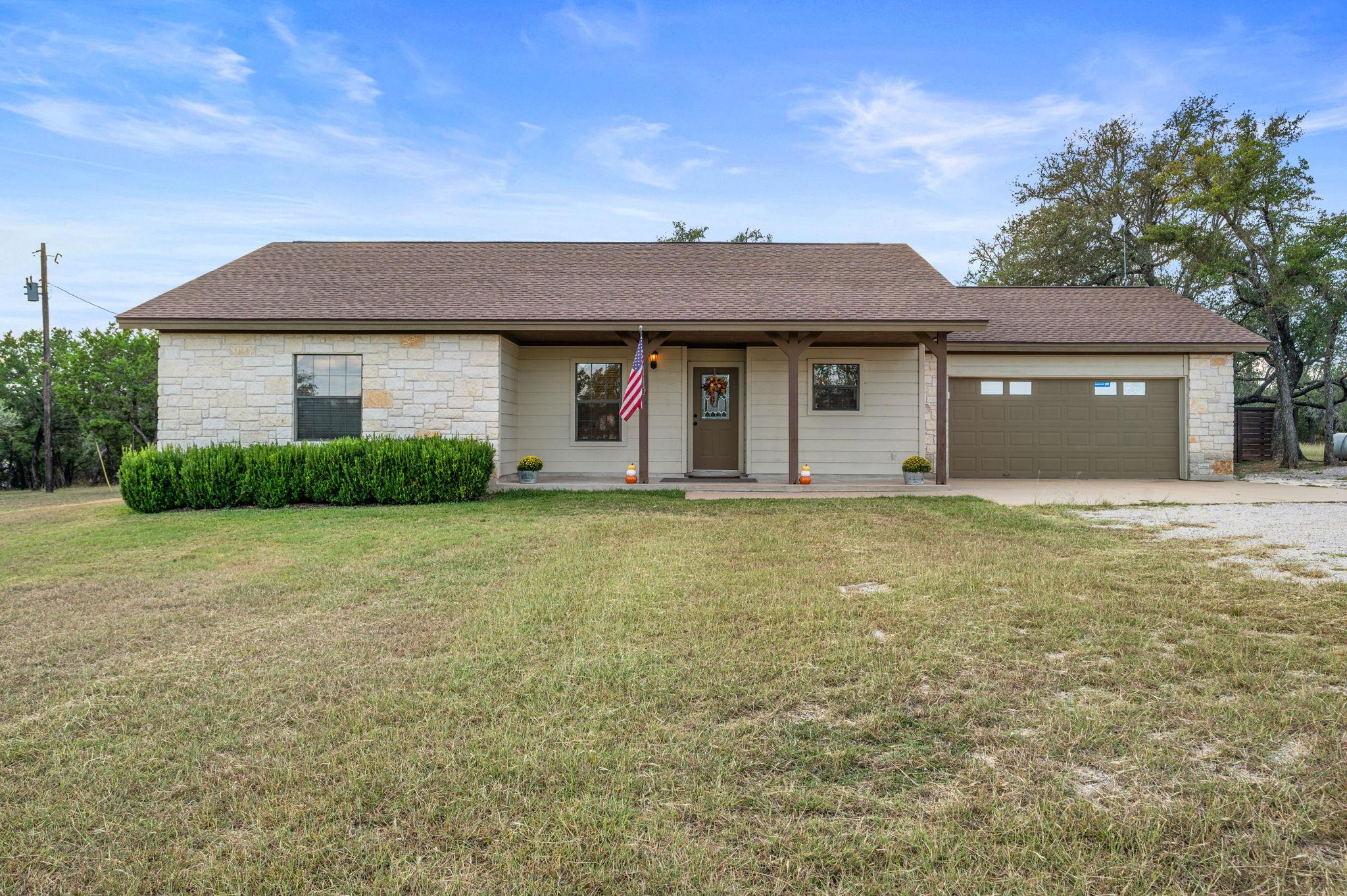 225 Foust Dr, Liberty Hill, TX 78642