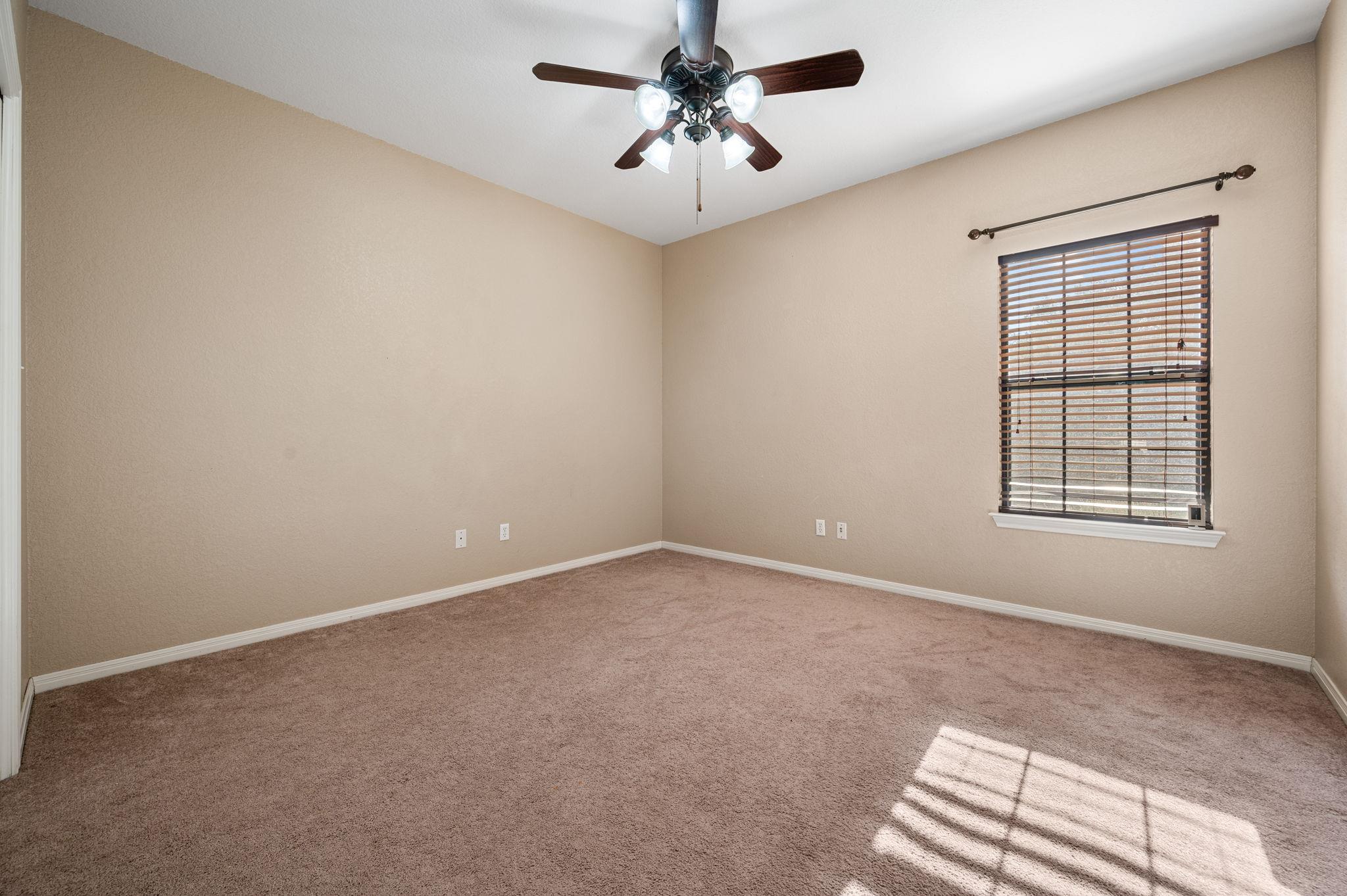 225 Foust Dr, Liberty Hill, TX 78642