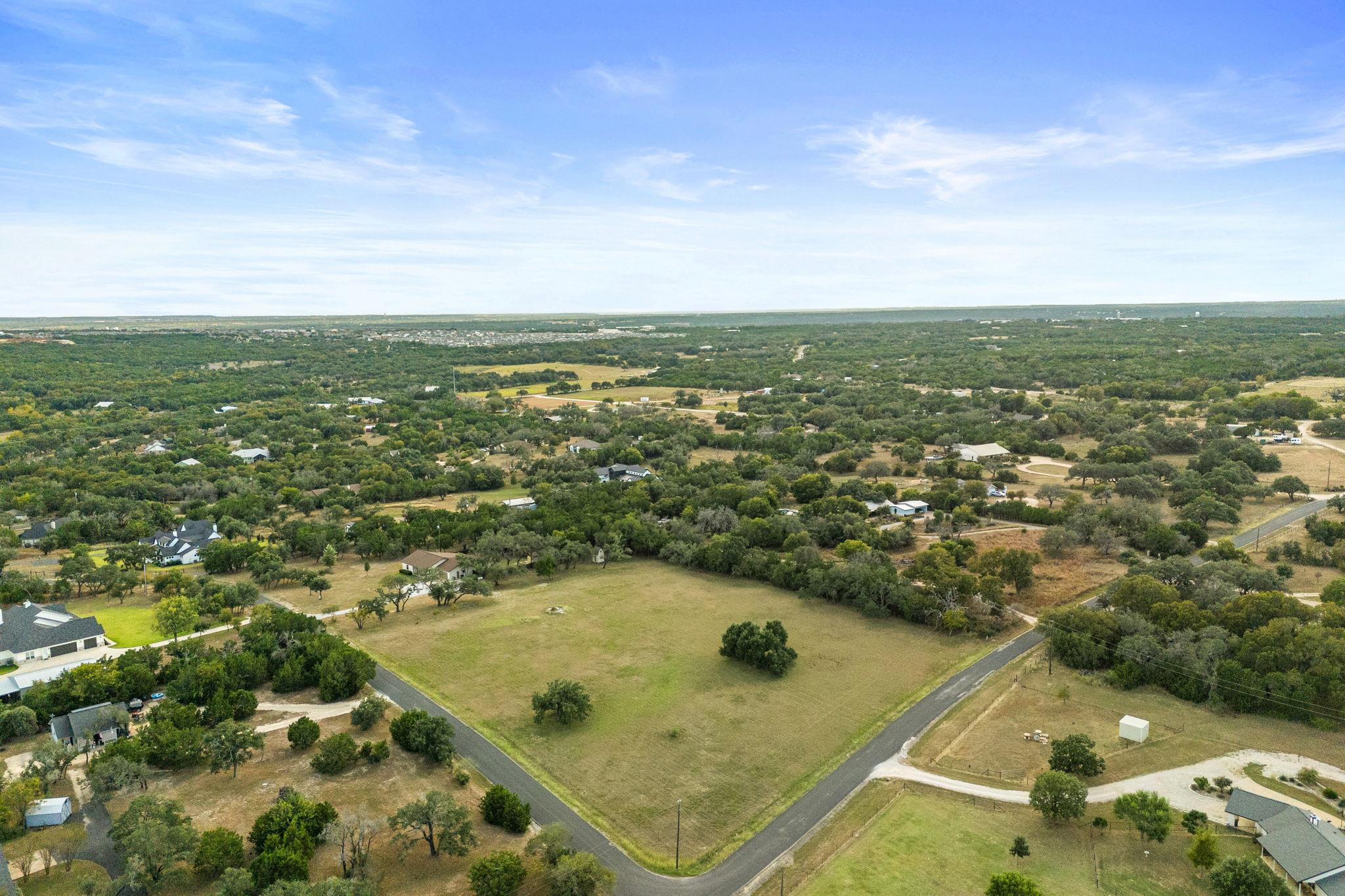 225 Foust Dr, Liberty Hill, TX 78642