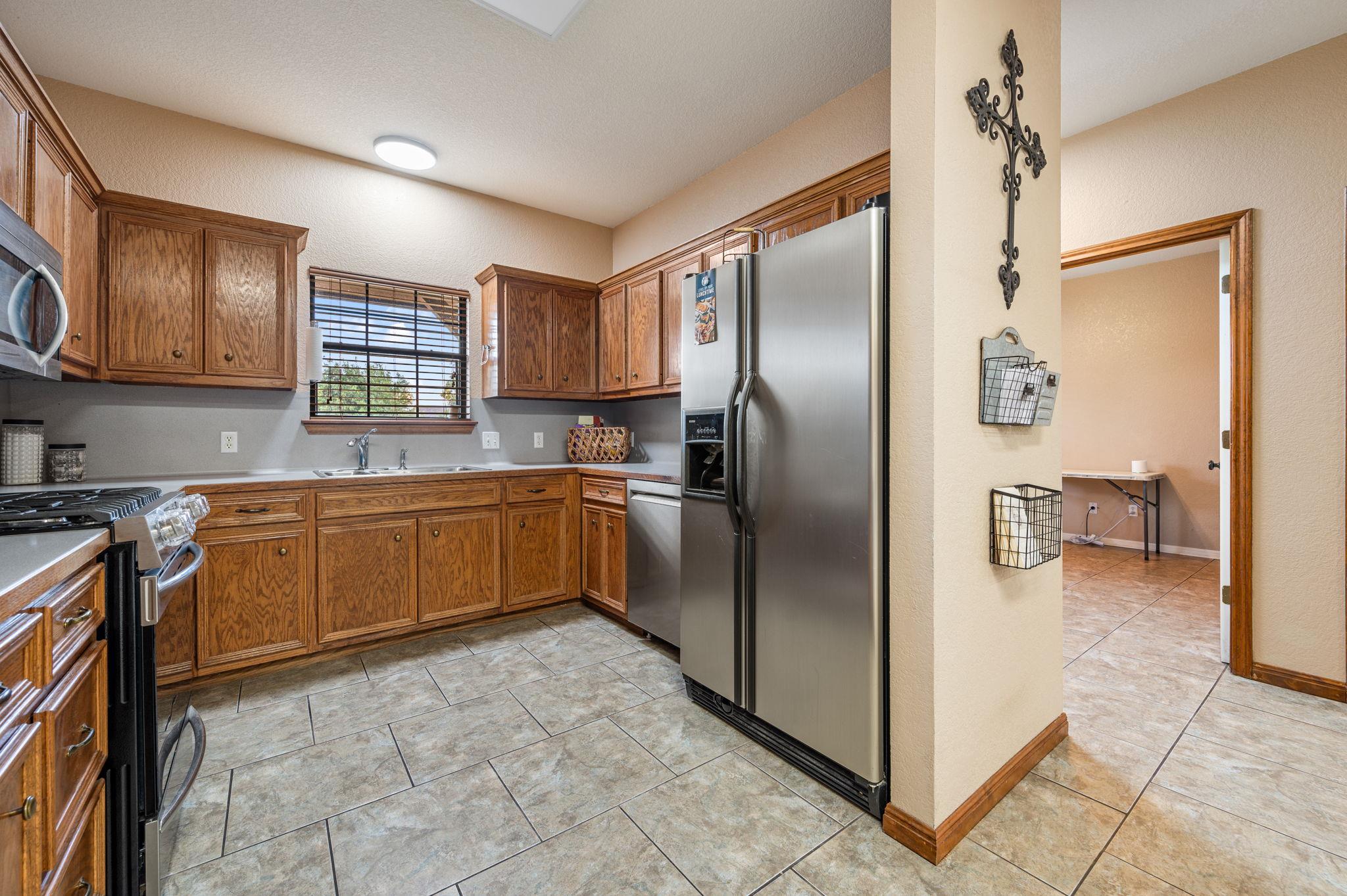 225 Foust Dr, Liberty Hill, TX 78642