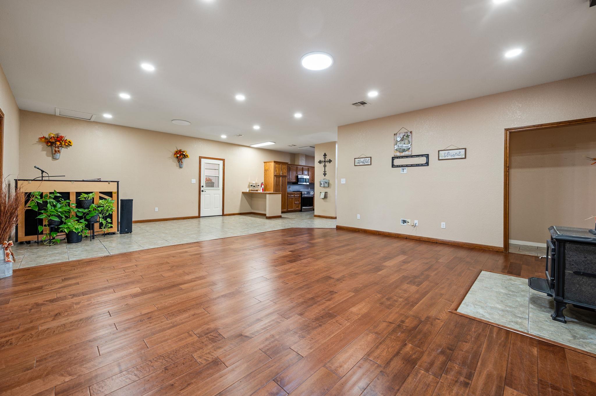 225 Foust Dr, Liberty Hill, TX 78642