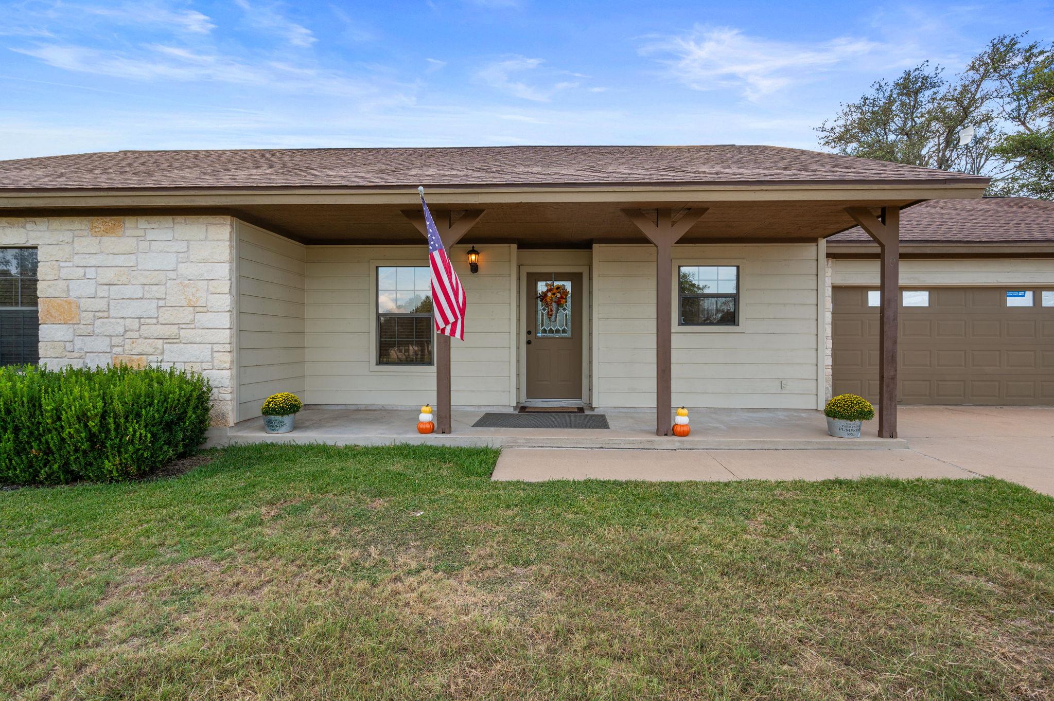 225 Foust Dr, Liberty Hill, TX 78642