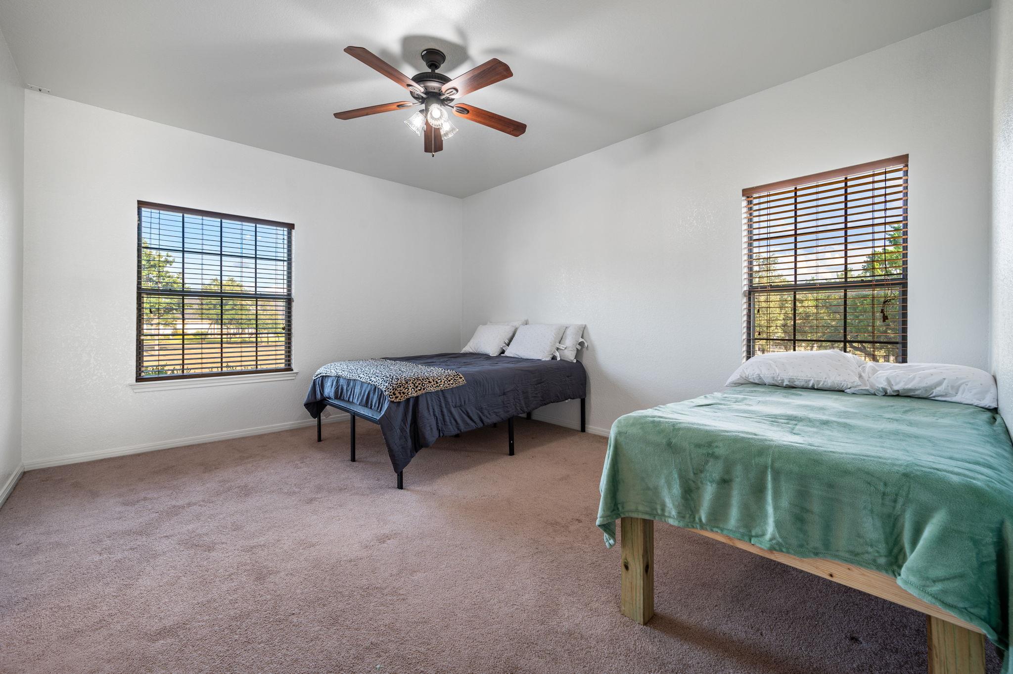 225 Foust Dr, Liberty Hill, TX 78642