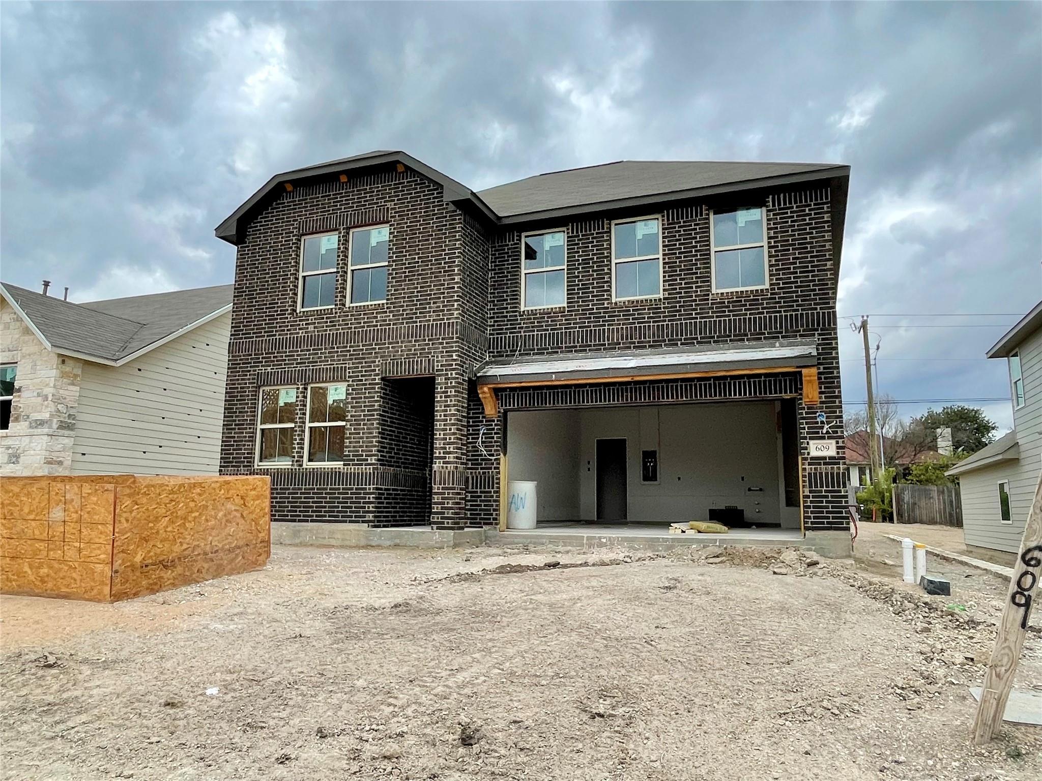 609 Palo Brea Loop, Hutto, TX 78634