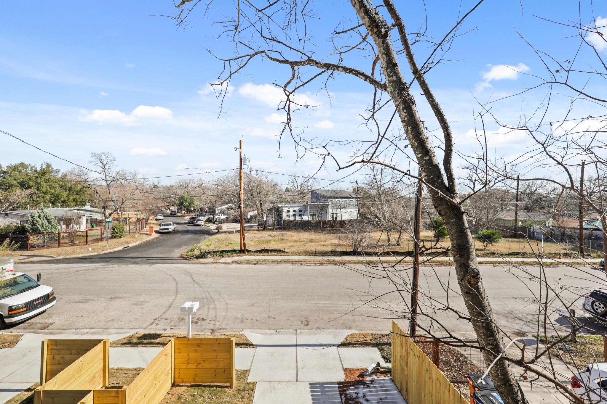 4801 Sara Dr # A, Austin, TX 78721