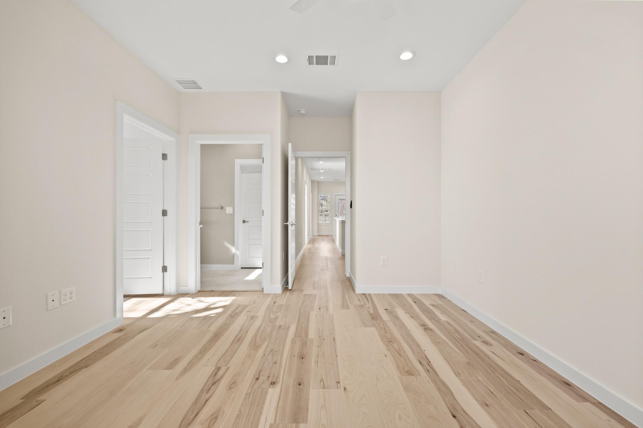 4801 Sara Dr # A, Austin, TX 78721