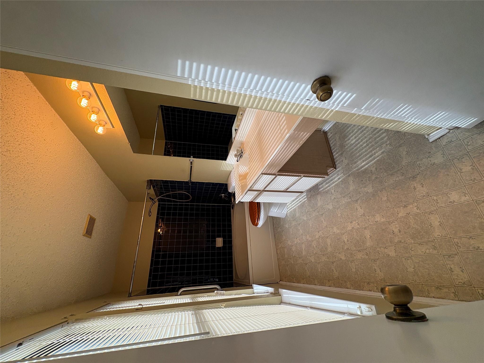 7908 Rosenberry Dr, Austin, TX 78747