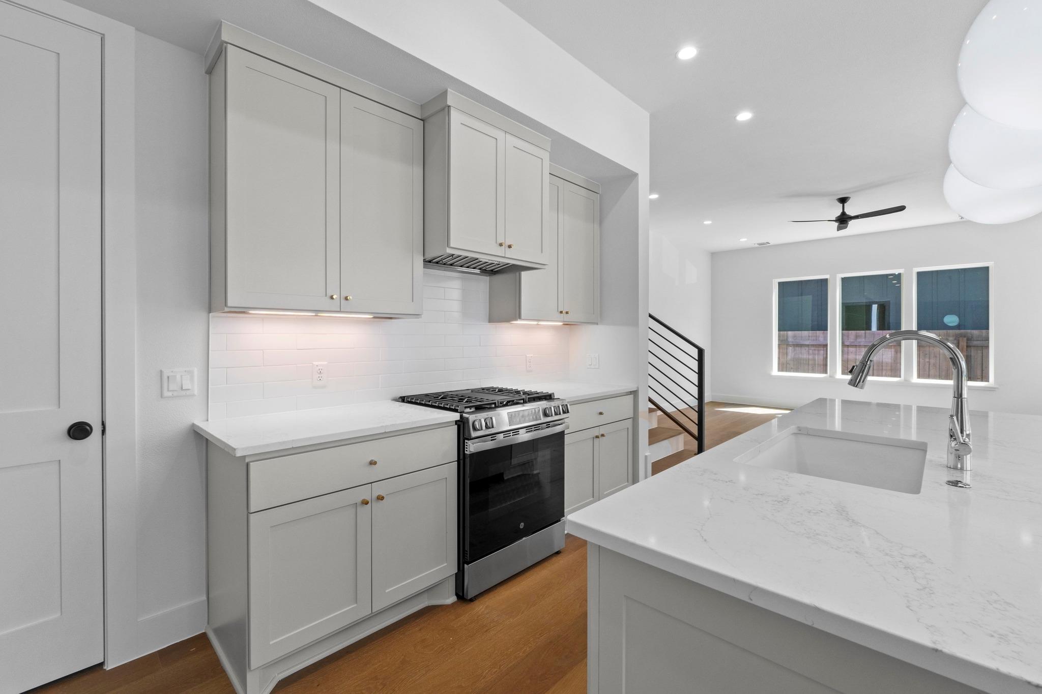 710 Philco Dr, Austin, TX 78745