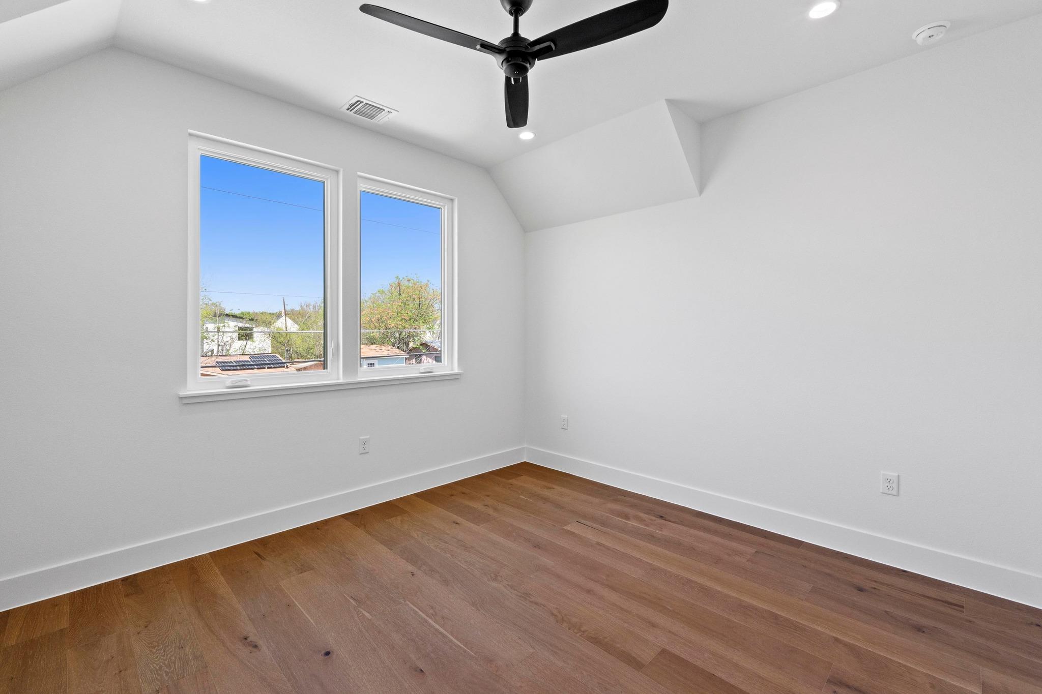 710 Philco Dr, Austin, TX 78745