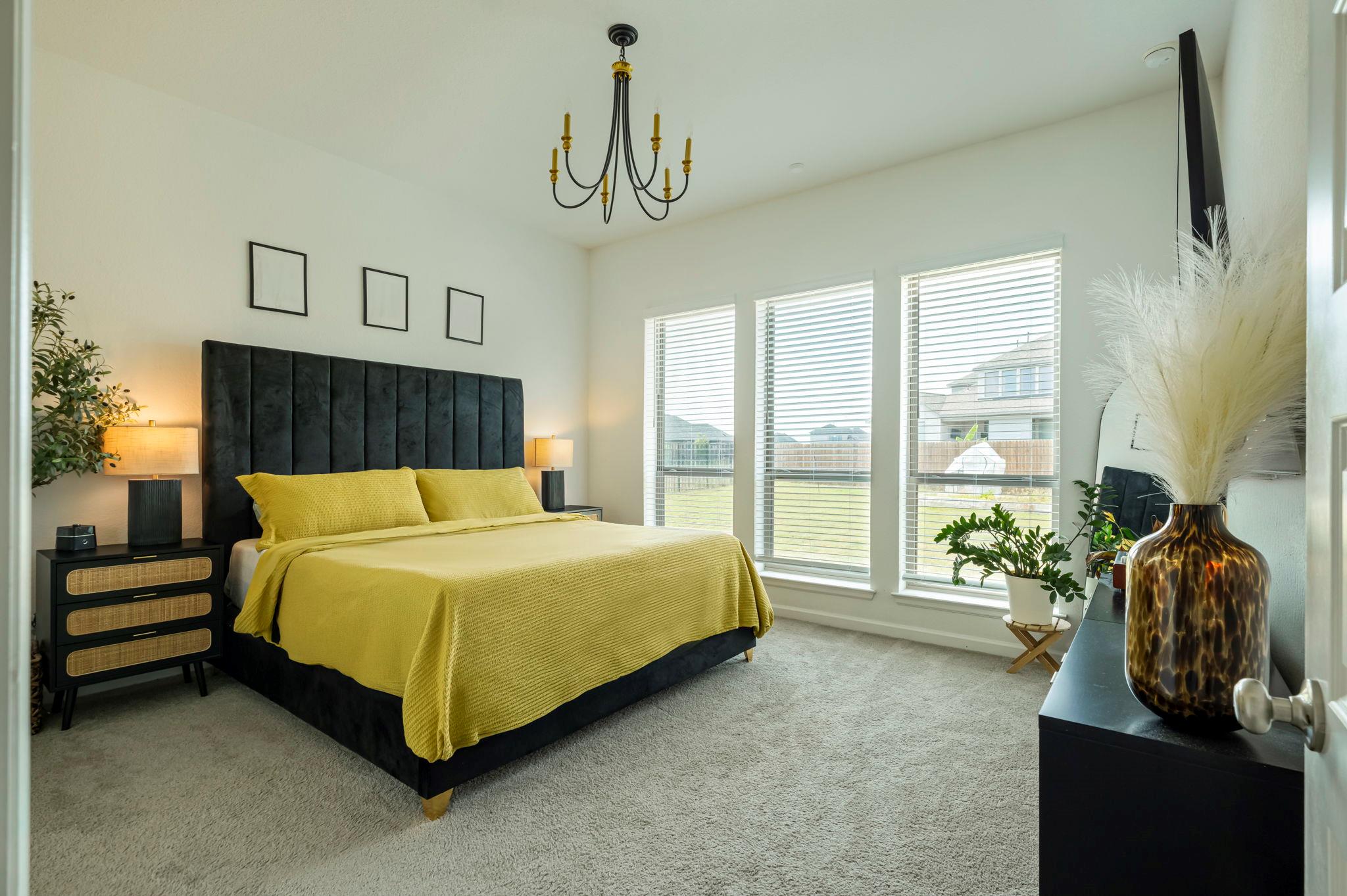 208 Dycus Bnd, Liberty Hill, TX 78642