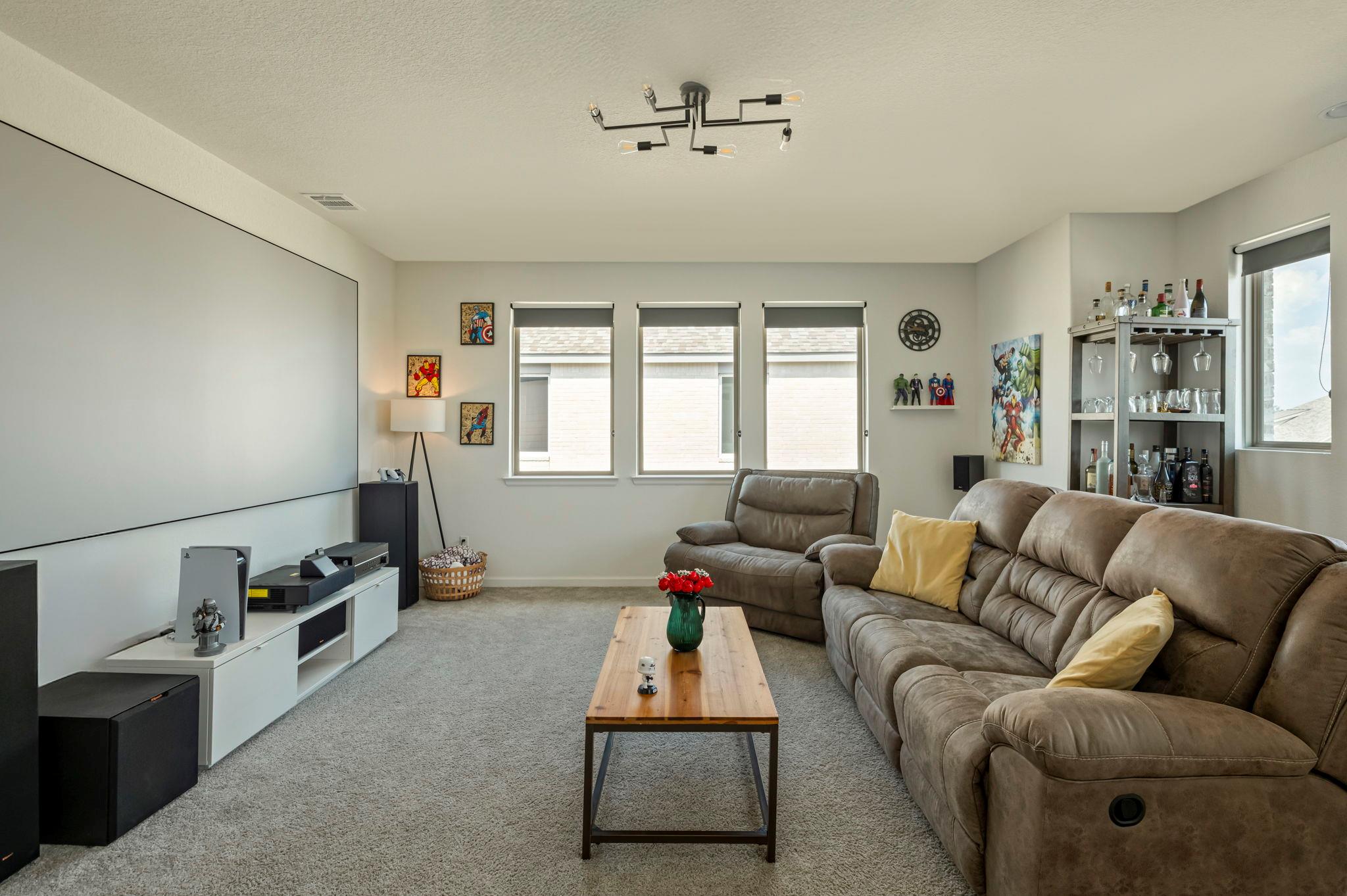 208 Dycus Bnd, Liberty Hill, TX 78642