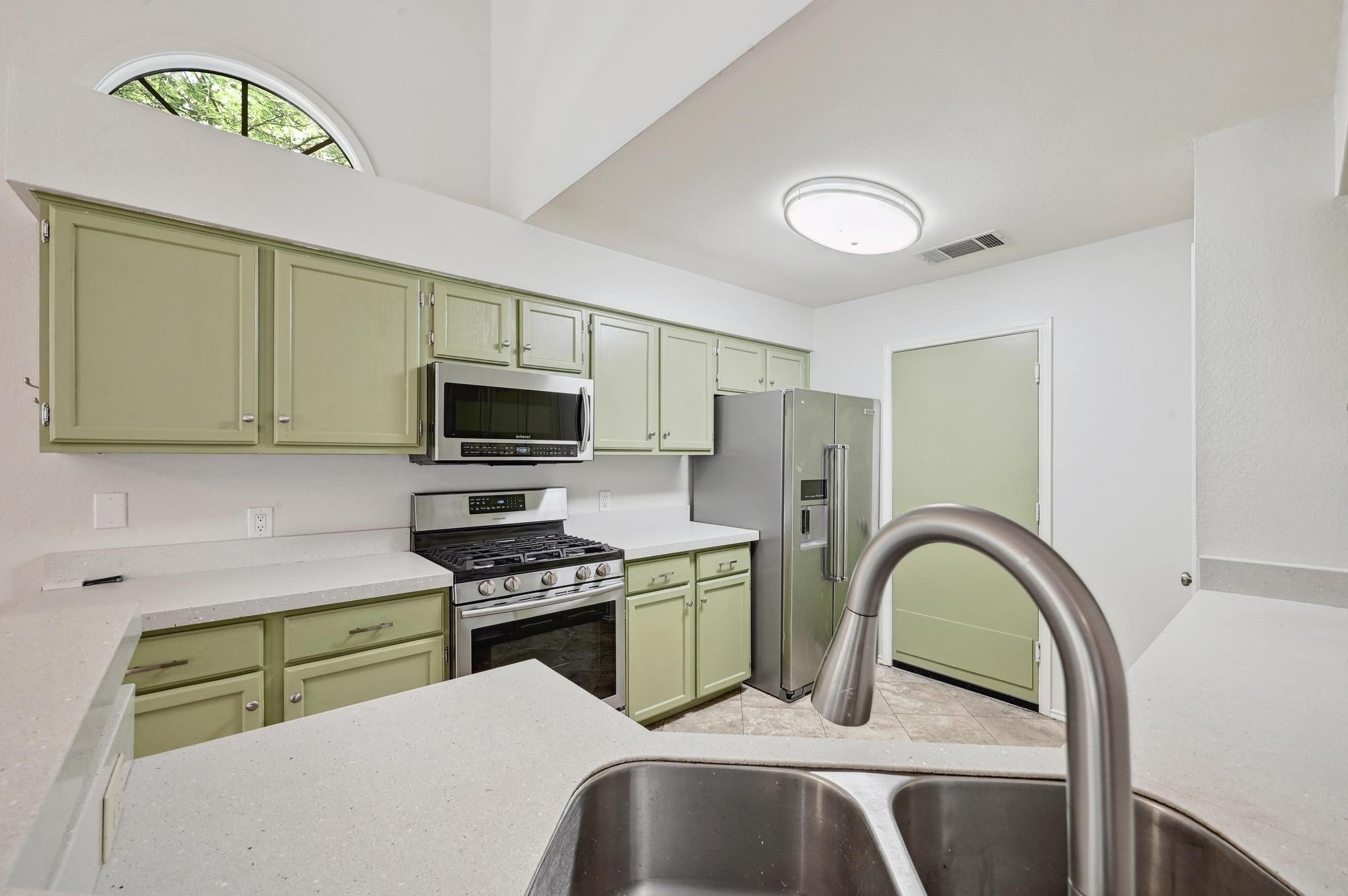 7201 Pine Bluffs Trl, Austin, TX 78729