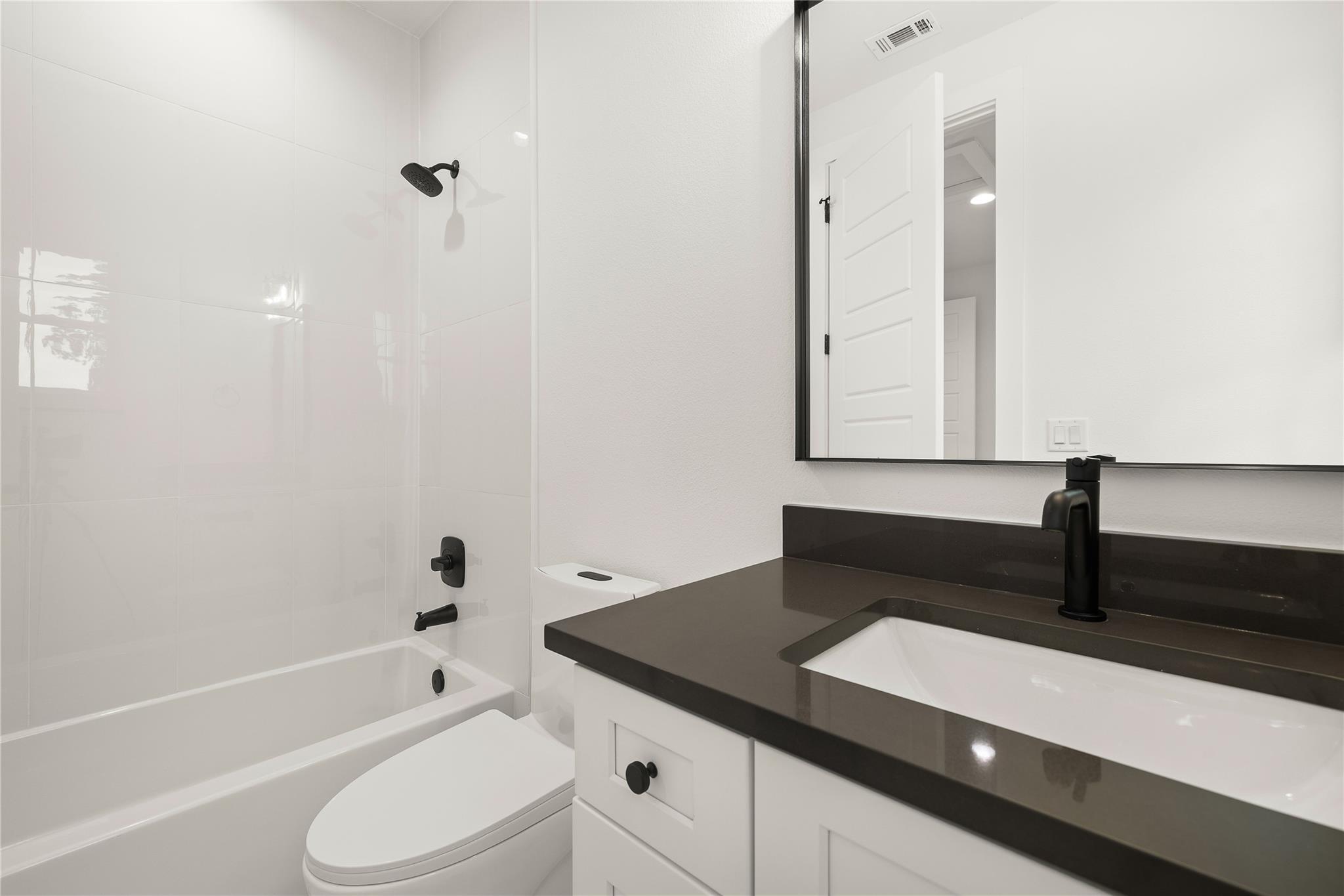 1700 Pennsylvania Ave, Austin, TX 78702