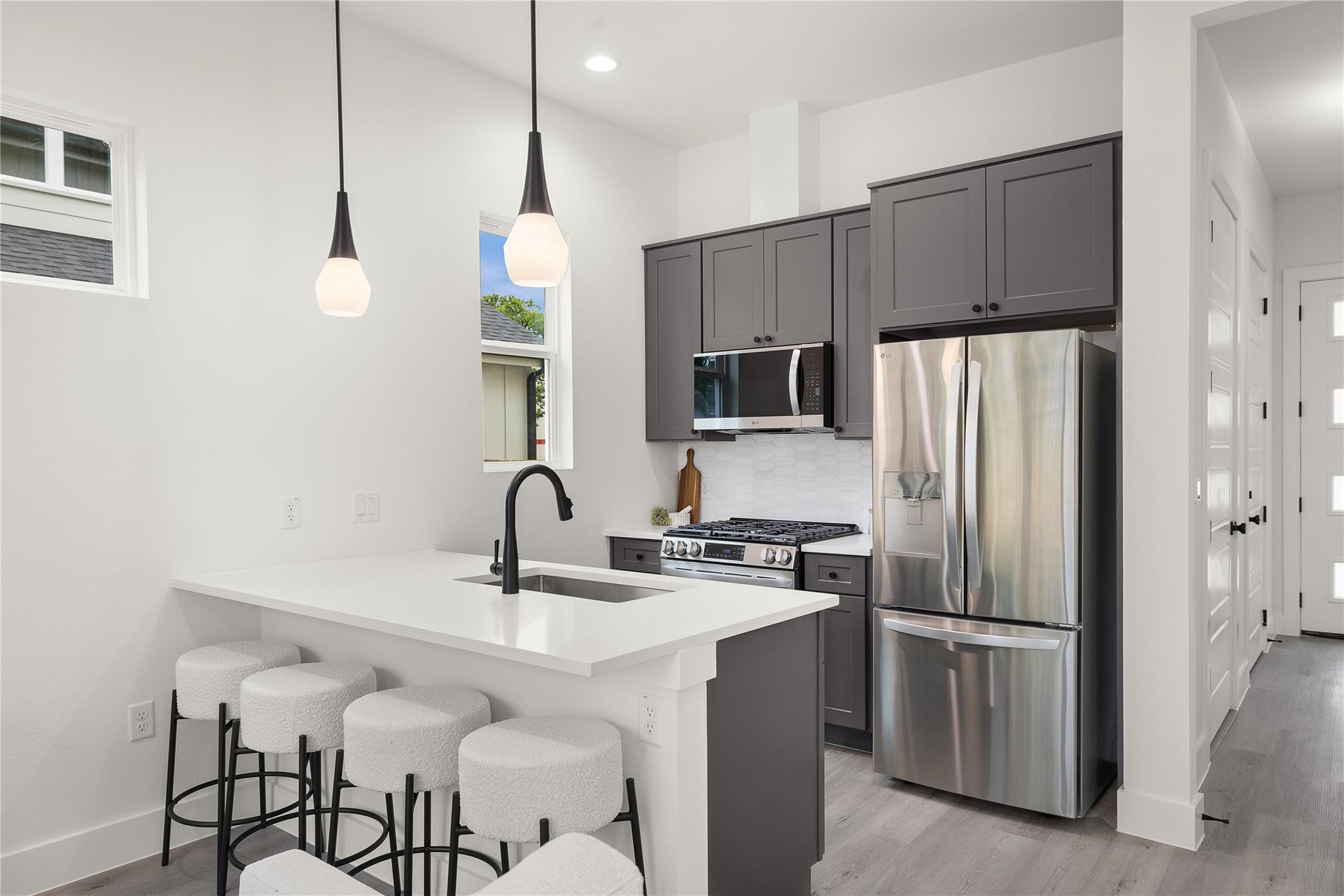 1700 Pennsylvania Ave, Austin, TX 78702