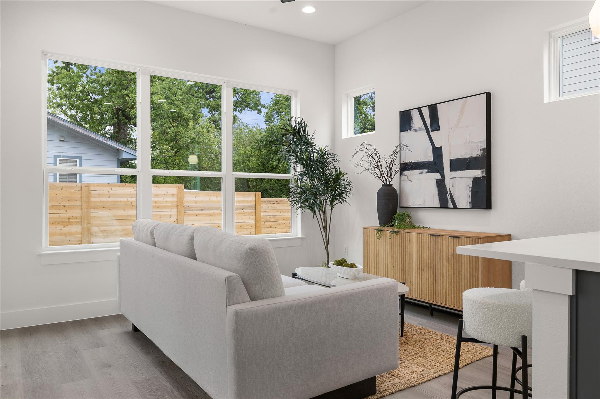 1700 Pennsylvania Ave, Austin, TX 78702