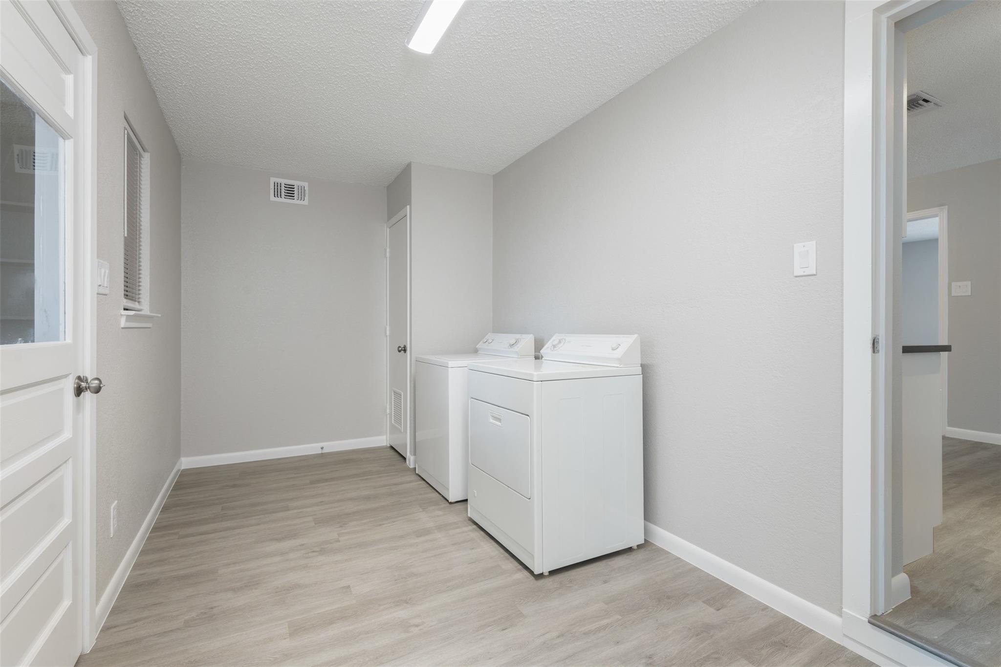 4806 Pecan Springs Rd, Austin, TX 78723