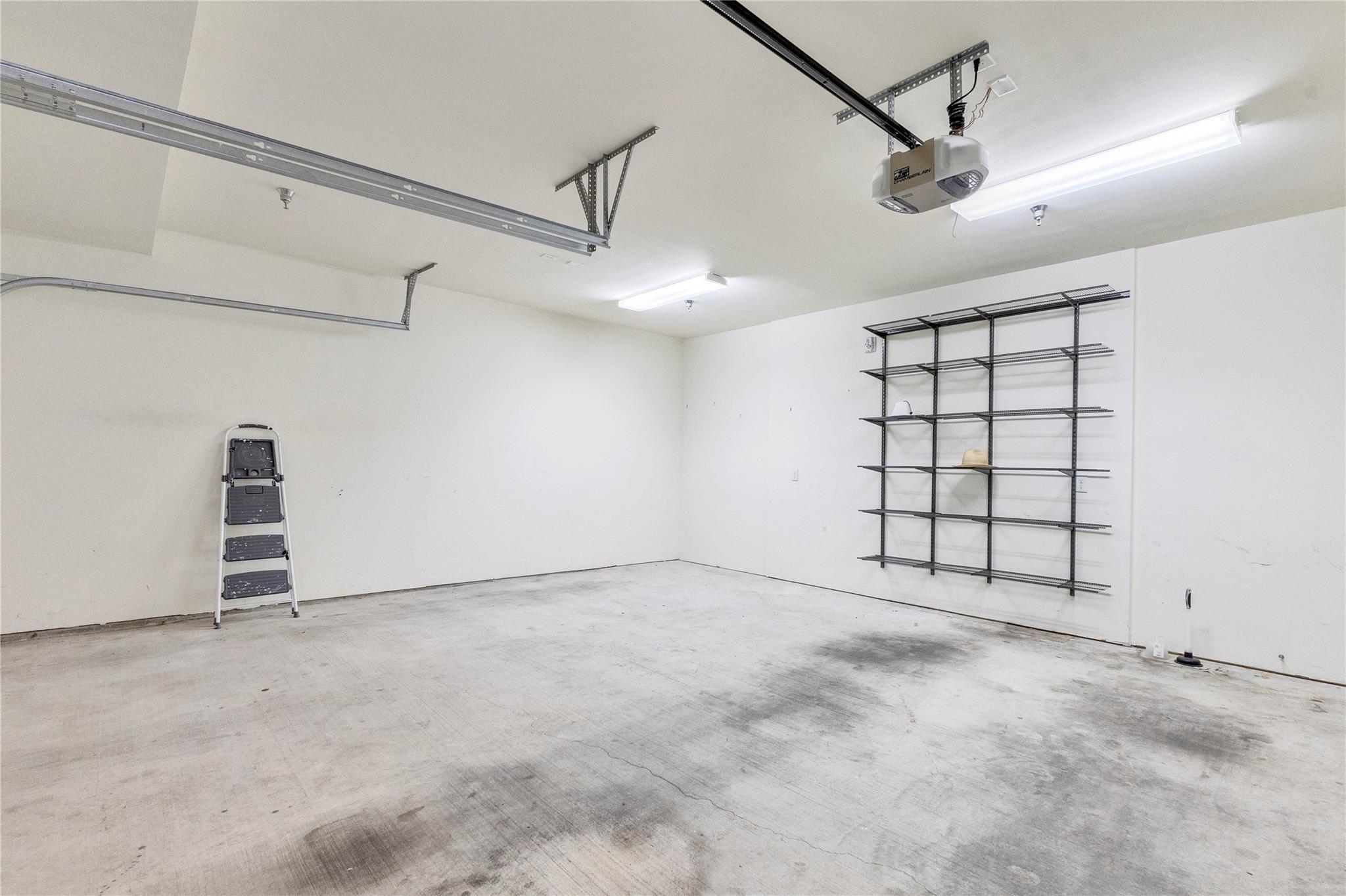 604 N Bluff Dr # 105, Austin, TX 78745