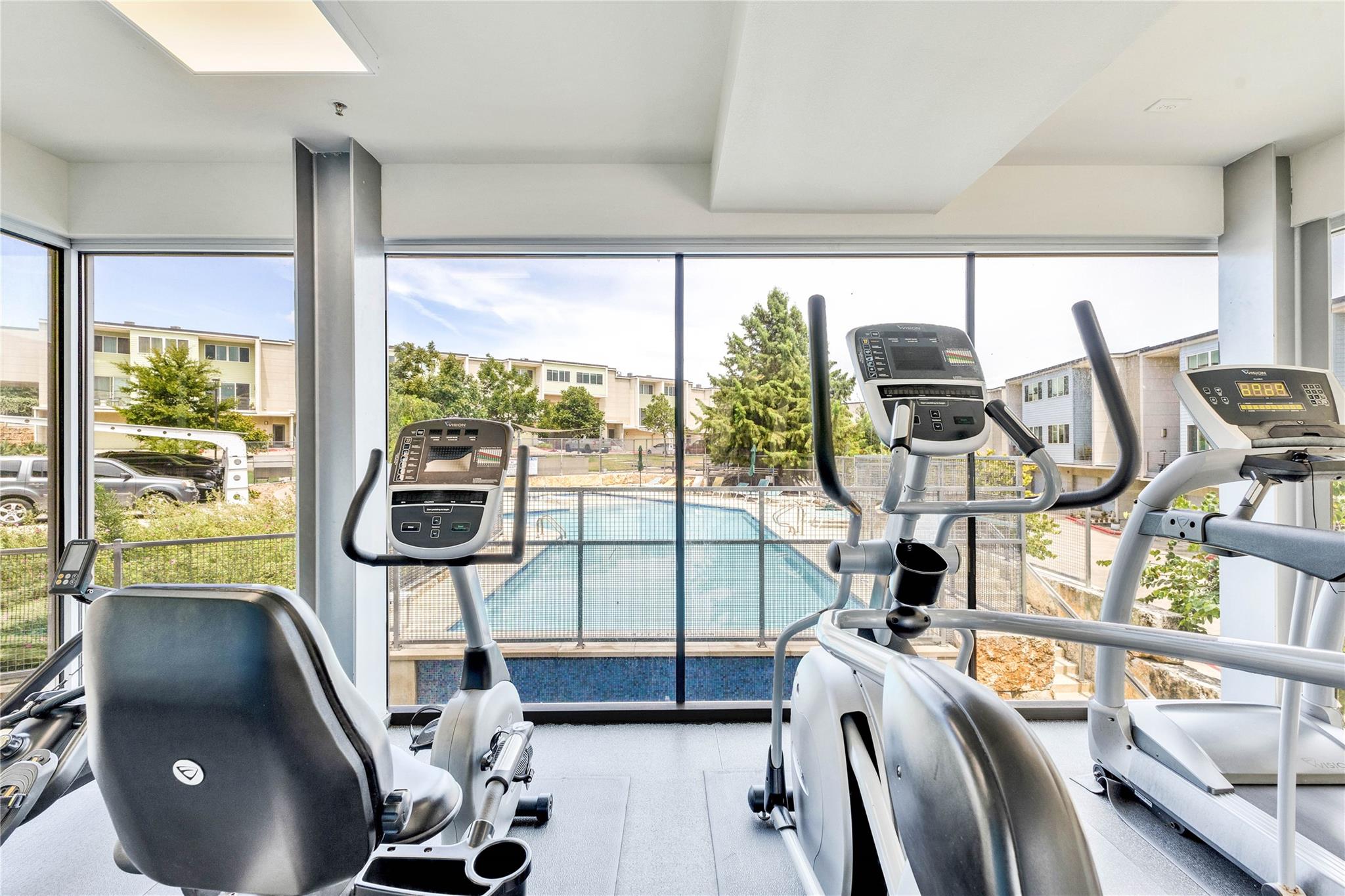 604 N Bluff Dr # 105, Austin, TX 78745