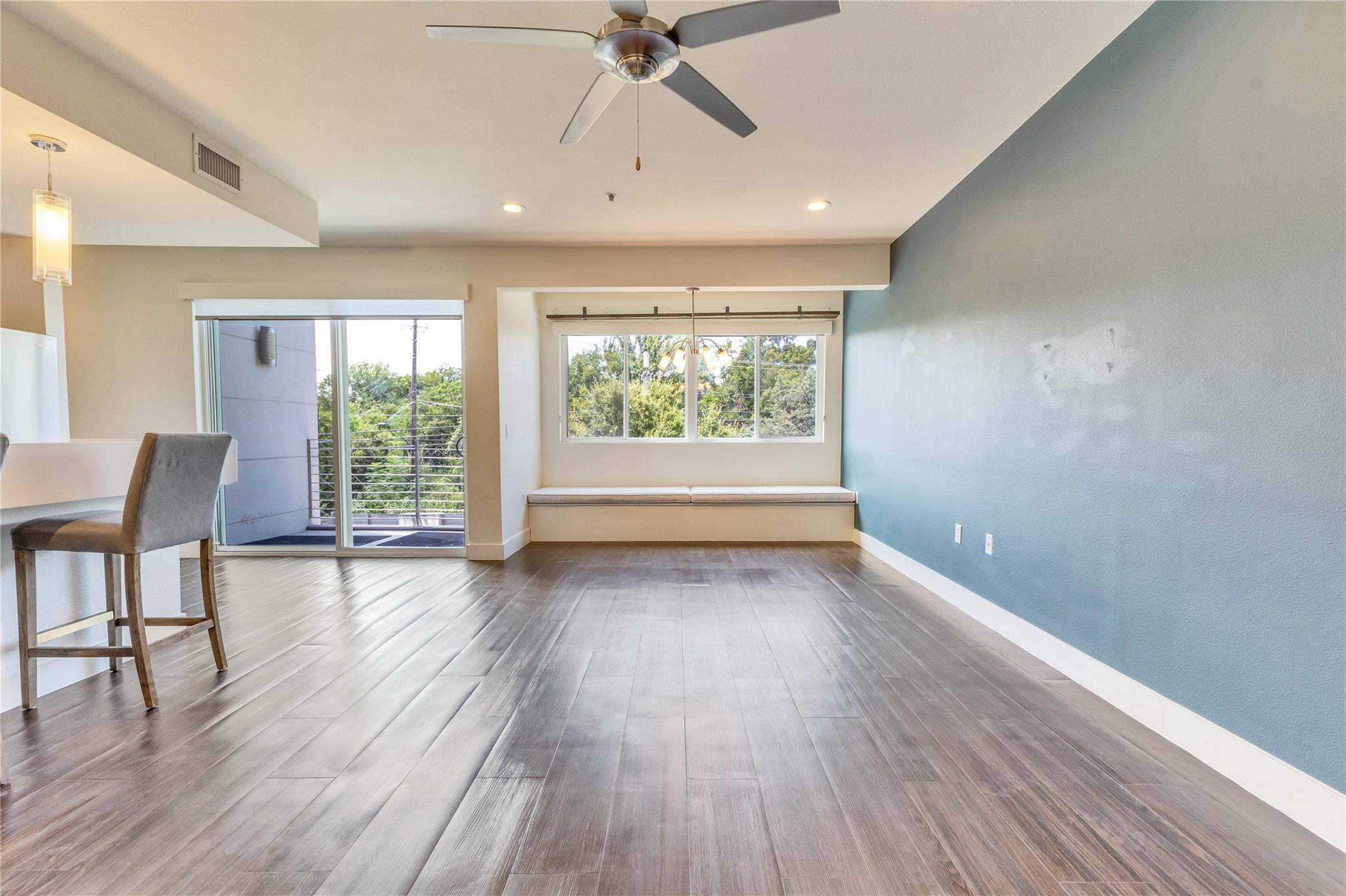 604 N Bluff Dr # 105, Austin, TX 78745