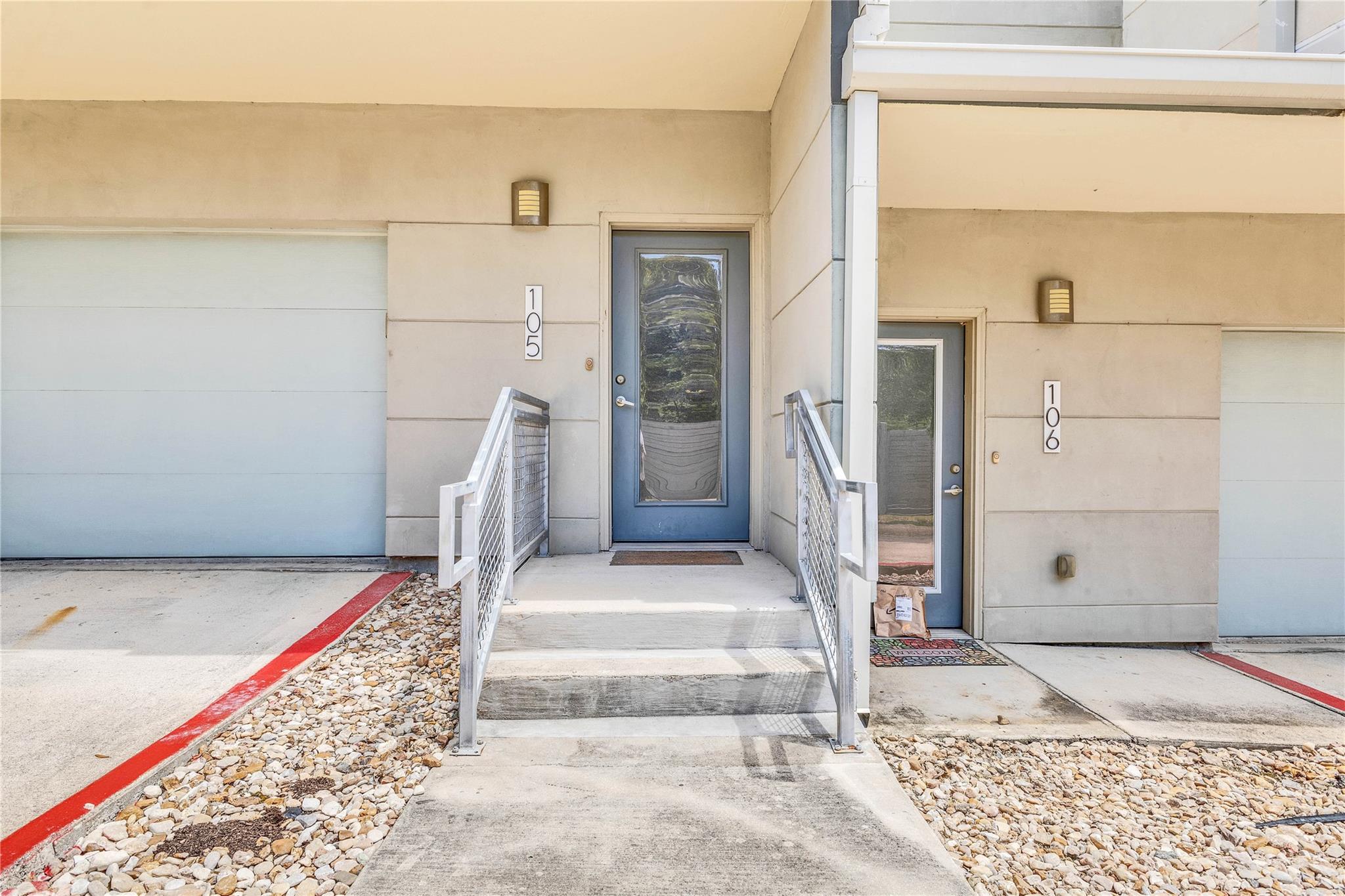 604 N Bluff Dr # 105, Austin, TX 78745