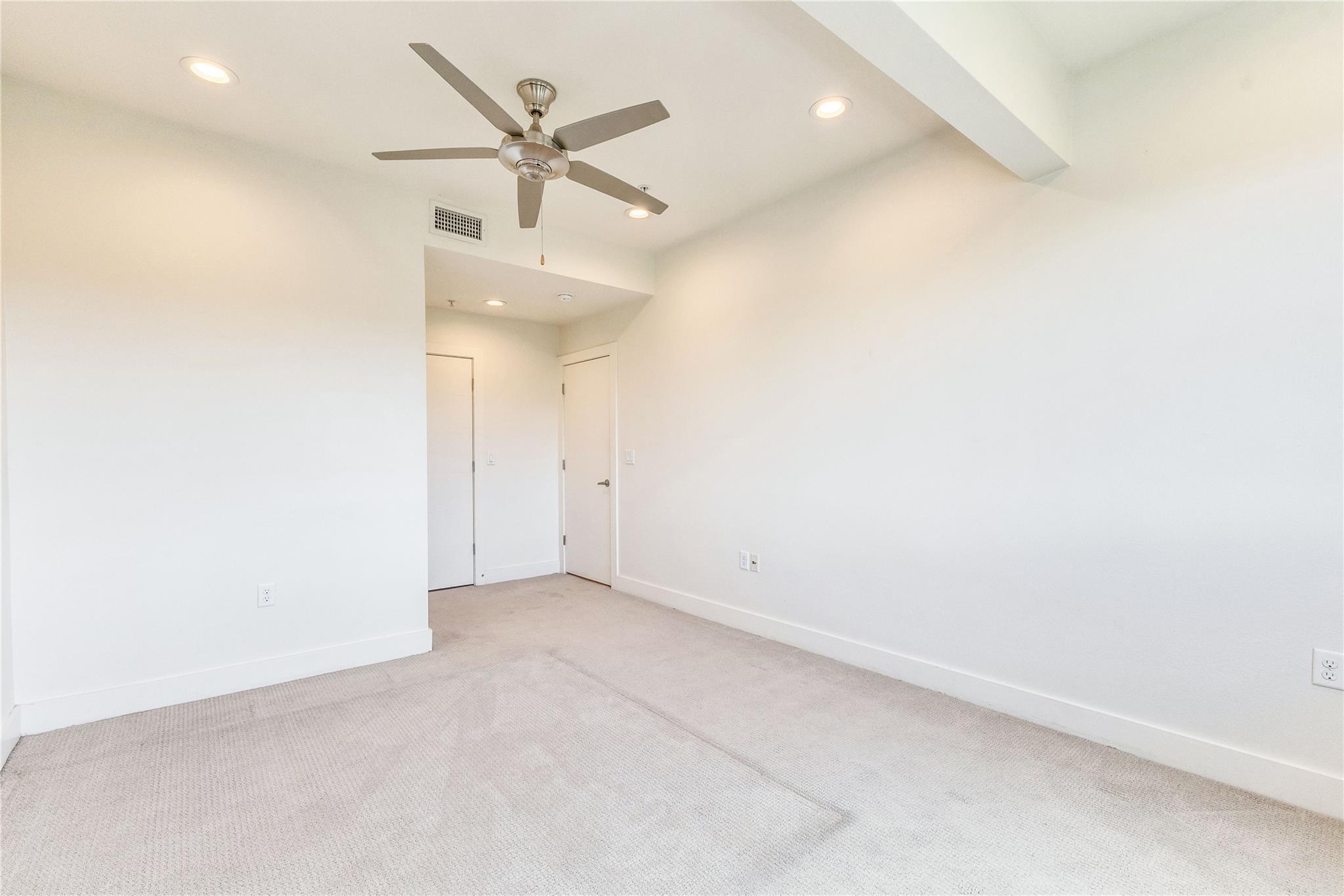 604 N Bluff Dr # 105, Austin, TX 78745