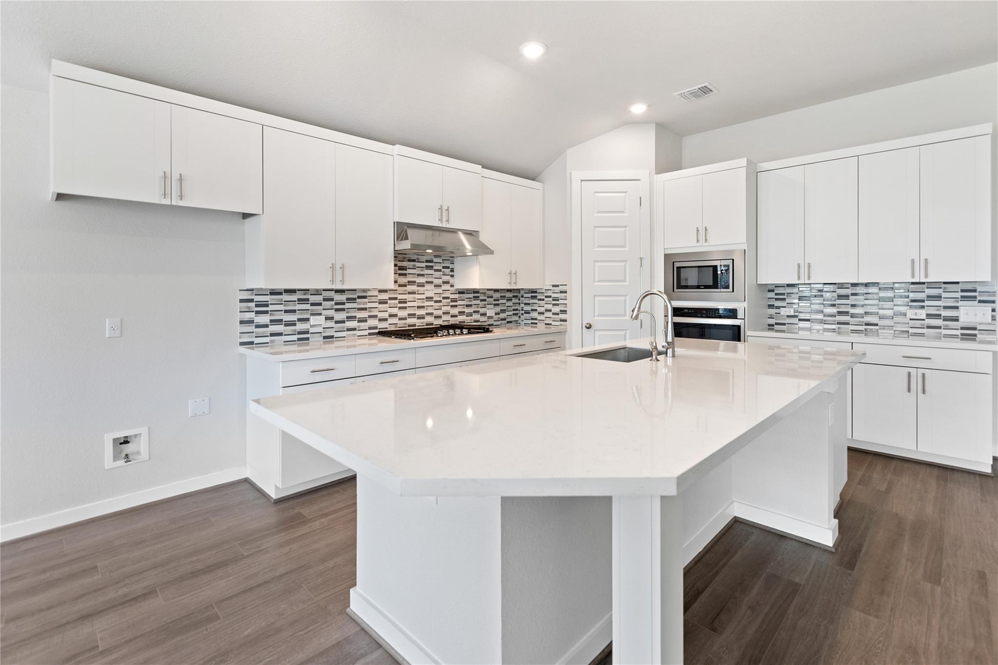 2258 Hoja Ave, New Braunfels, TX 78132