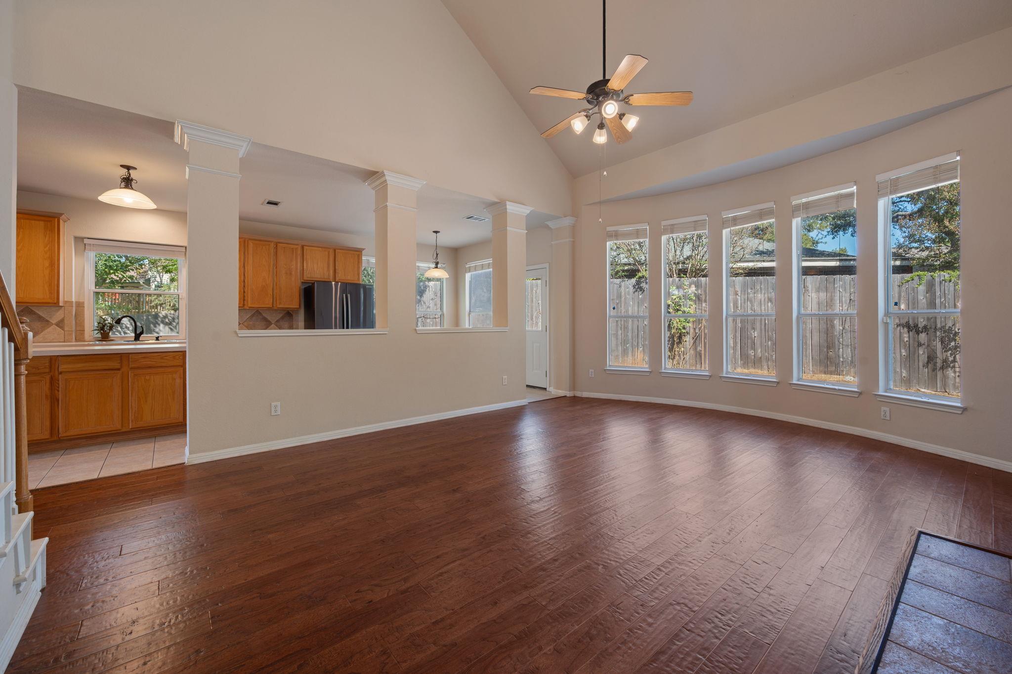 6612 Convict Hill Rd, Austin, TX 78749