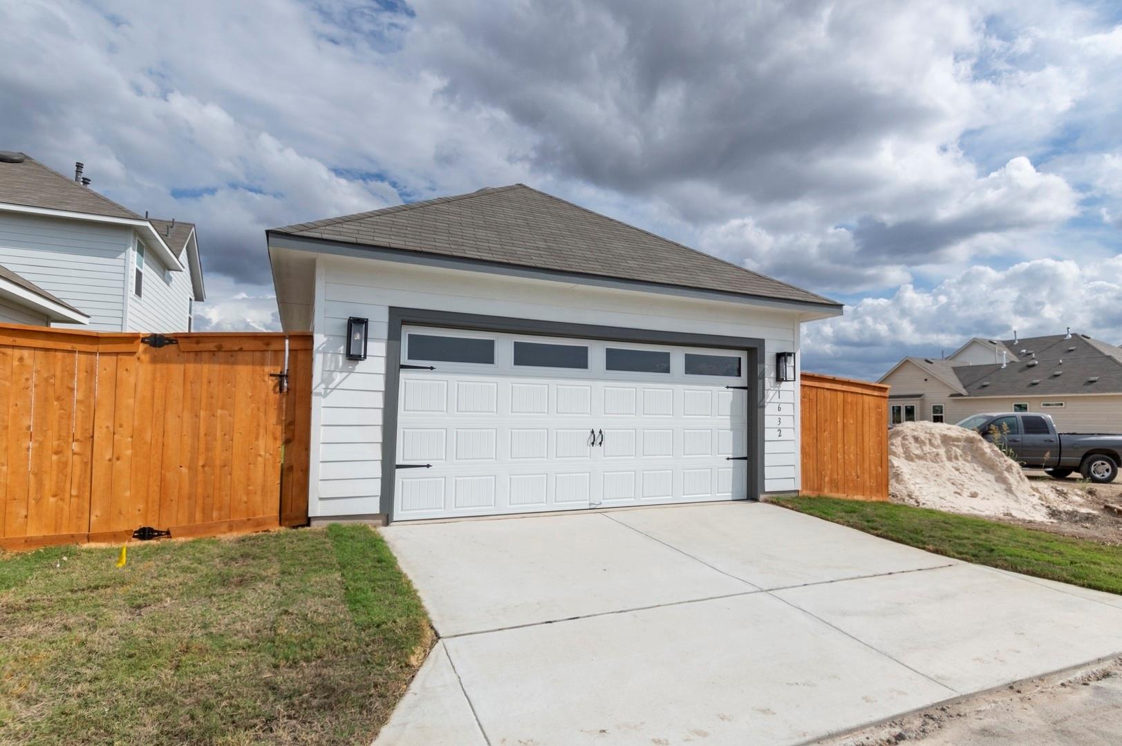 1632 Esplanade Pkwy, San Marcos, TX 78666