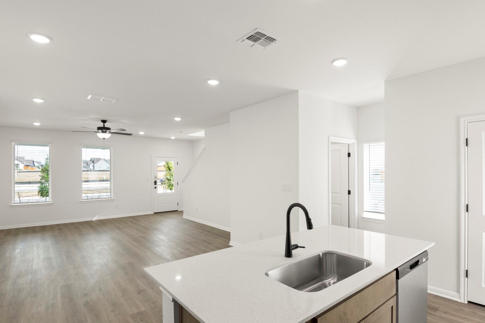 1632 Esplanade Pkwy, San Marcos, TX 78666