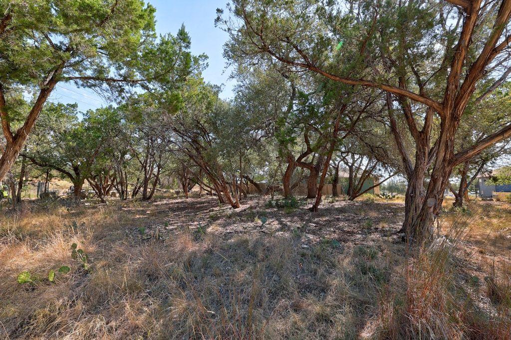 406 Summit Ridge Dr N, Lago Vista, TX 78645