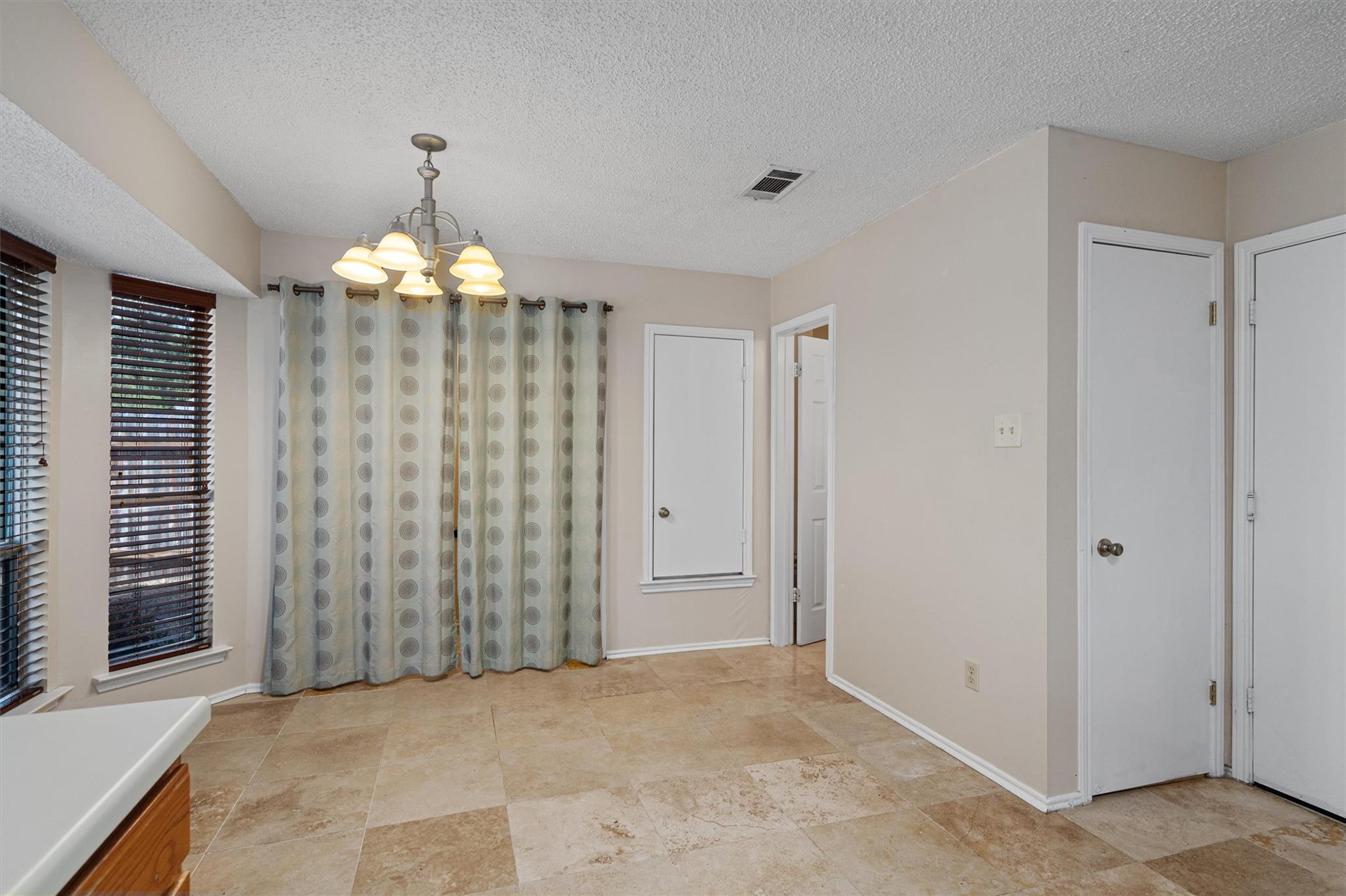 4700 Fallenash Dr, Austin, TX 78725