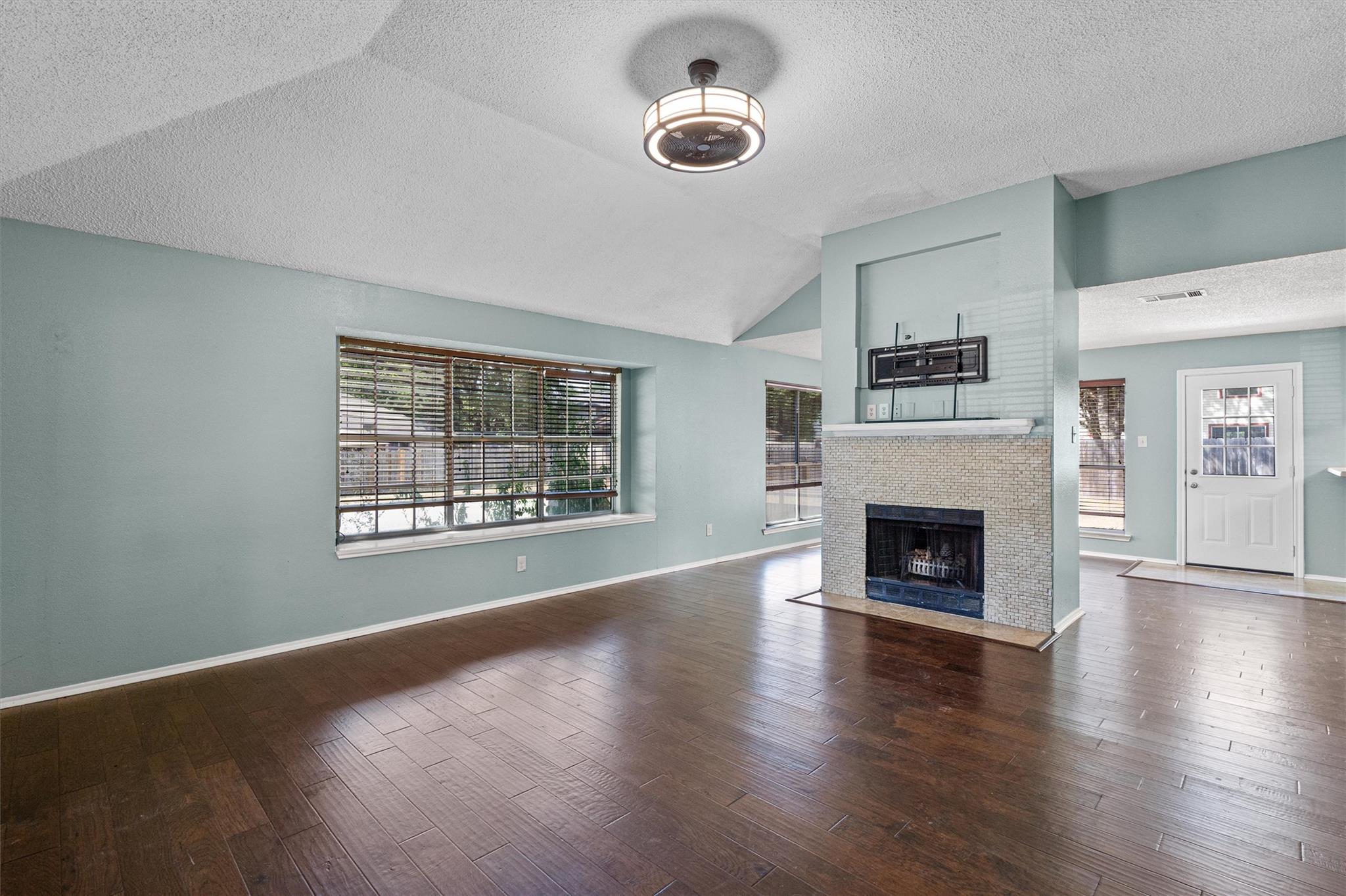 4700 Fallenash Dr, Austin, TX 78725