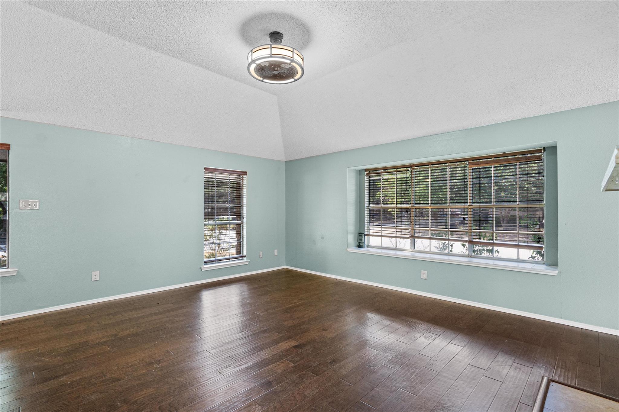 4700 Fallenash Dr, Austin, TX 78725