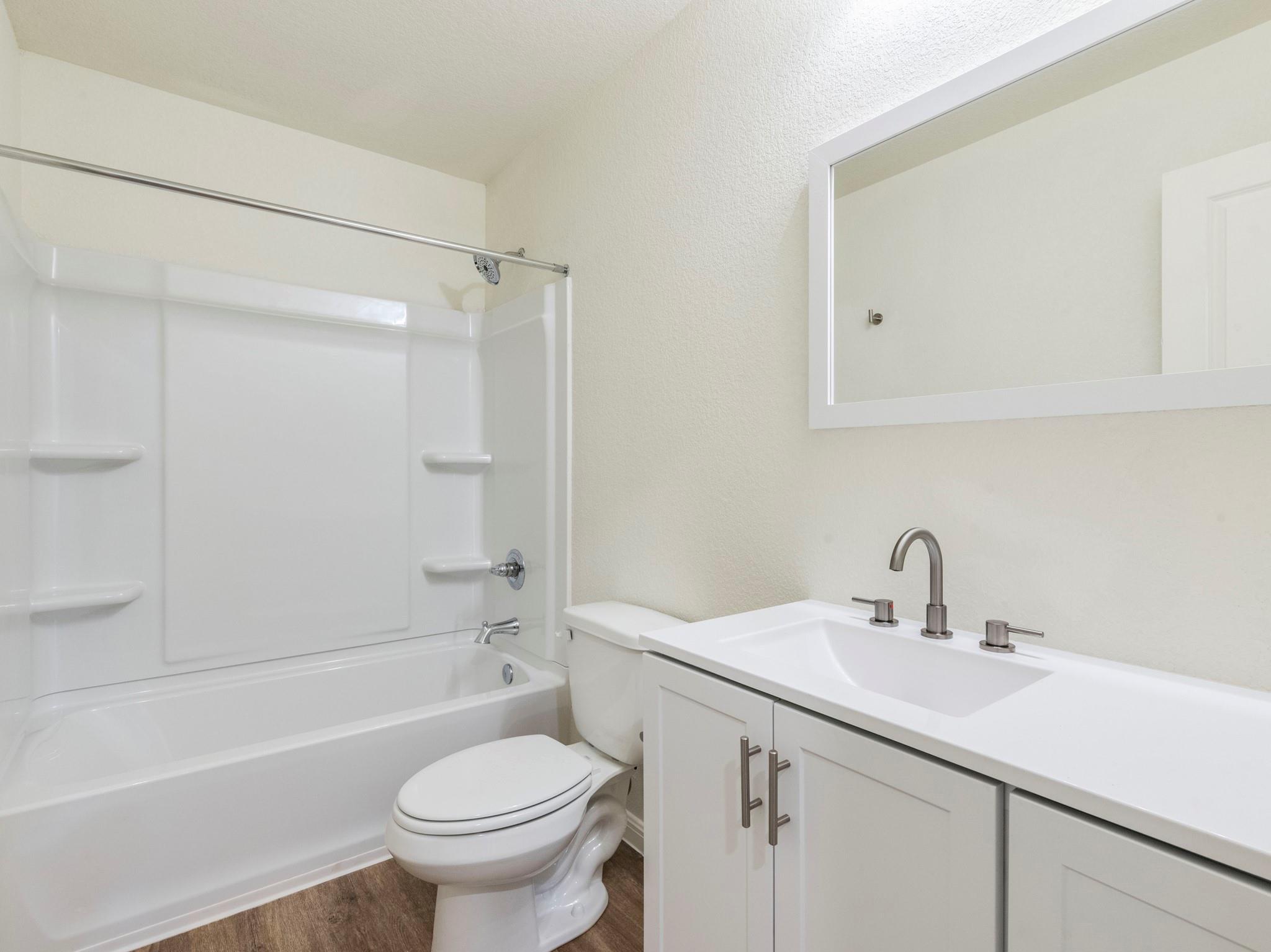 2002 W 2nd St # 902, Taylor, TX 76574