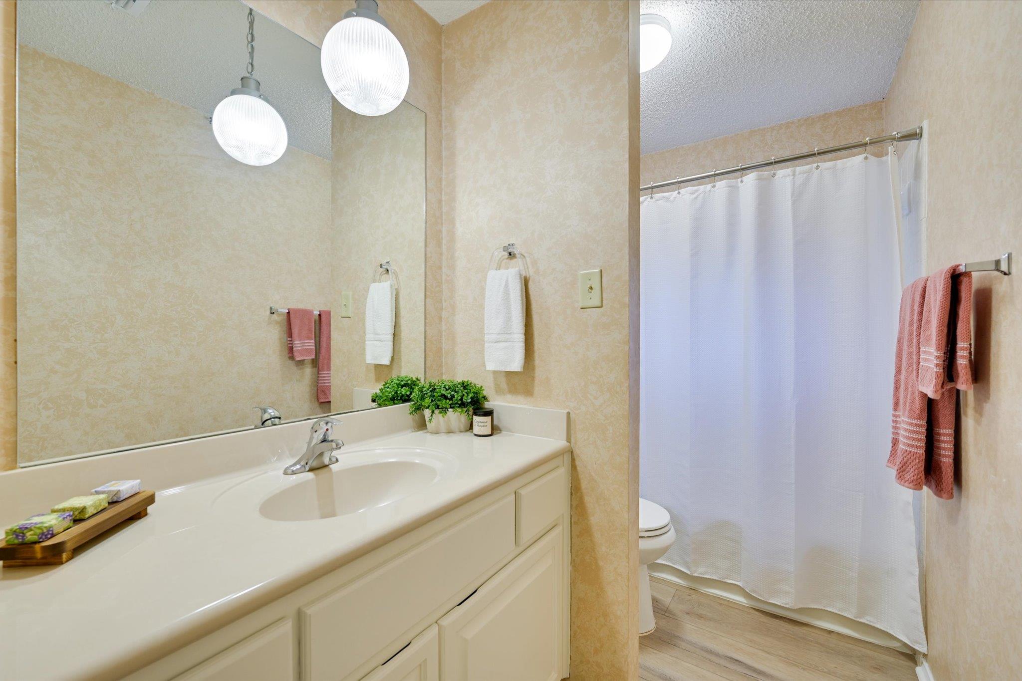 2612 Piping Rock Trl, Austin, TX 78748