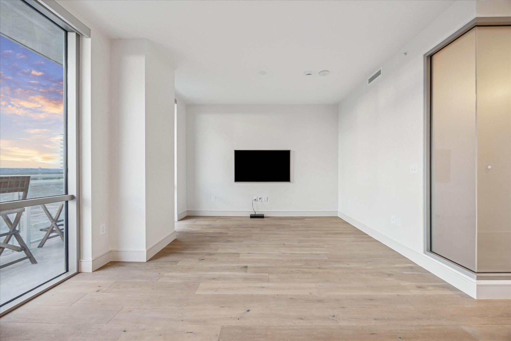 222 West Ave # 2804, Austin, TX 78701