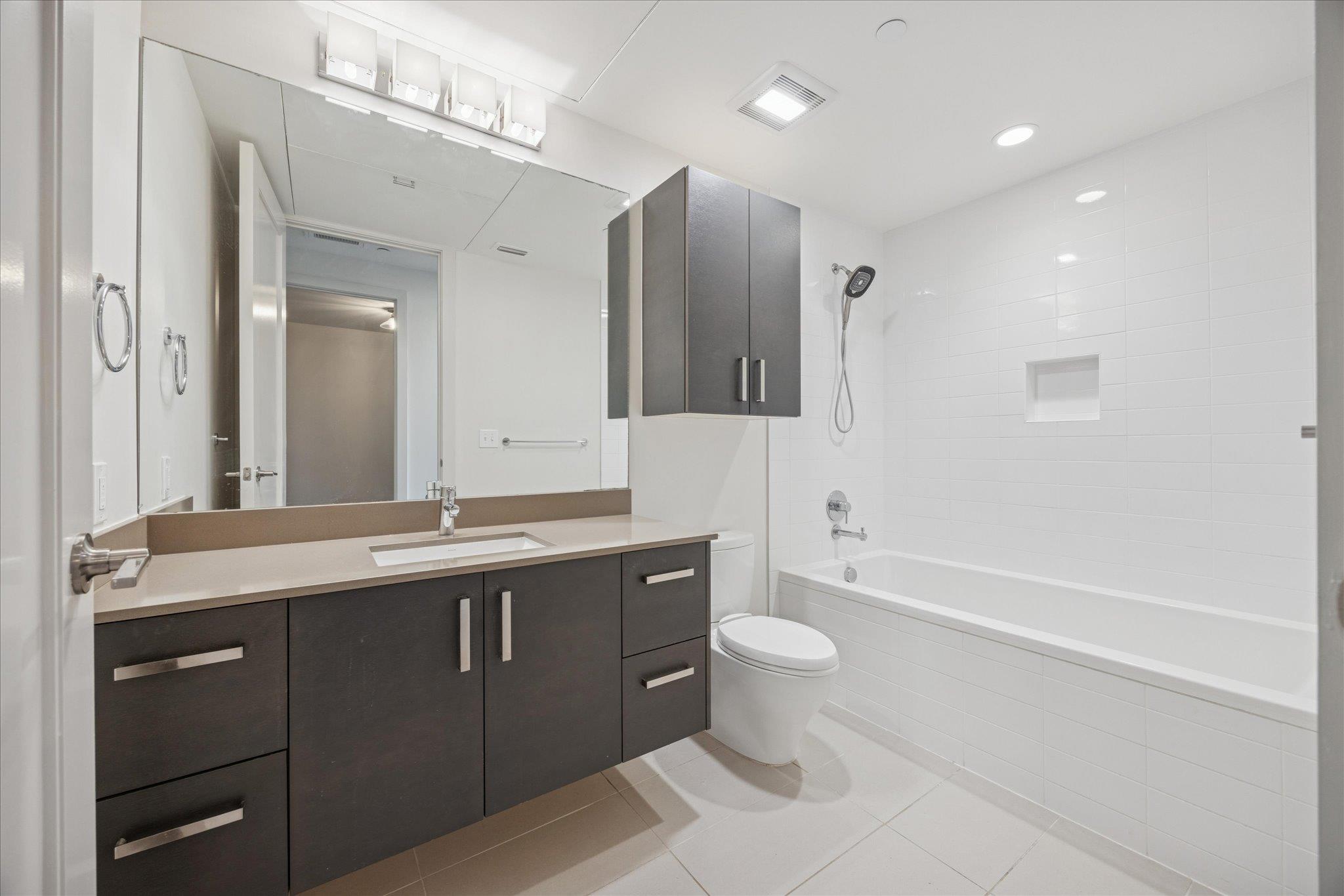 222 West Ave # 2804, Austin, TX 78701