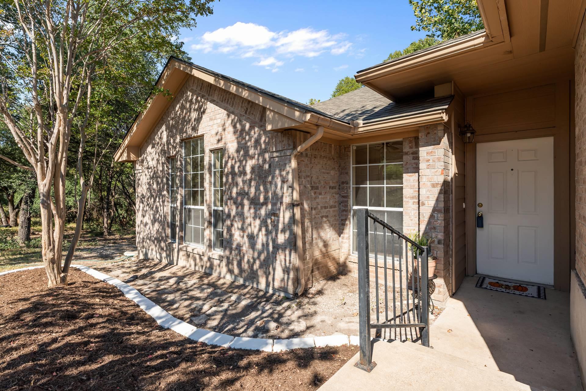 7704 Plateau Cv, Lago Vista, TX 78645