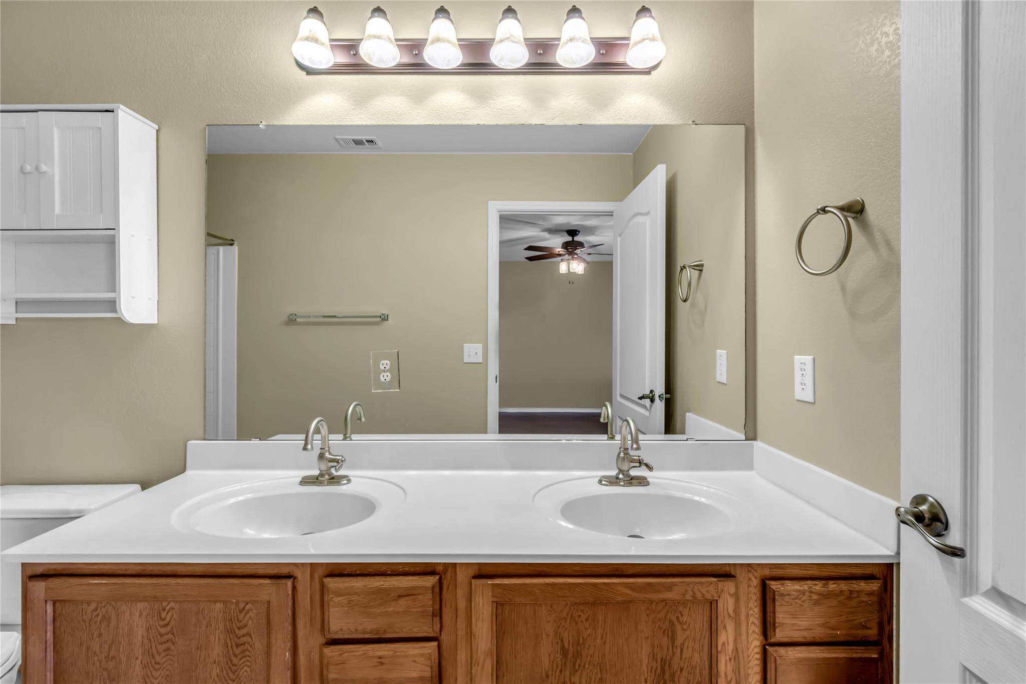 4606 Mellow Hollow Dr, Austin, TX 78744