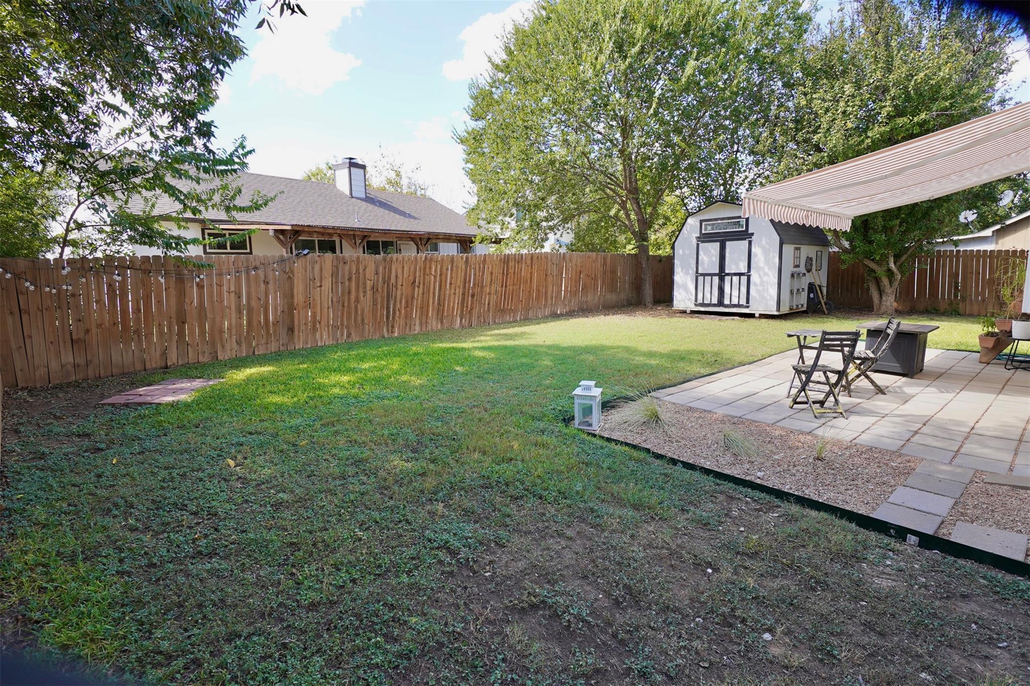 2106 Bluebonnet Dr, Round Rock, TX 78664