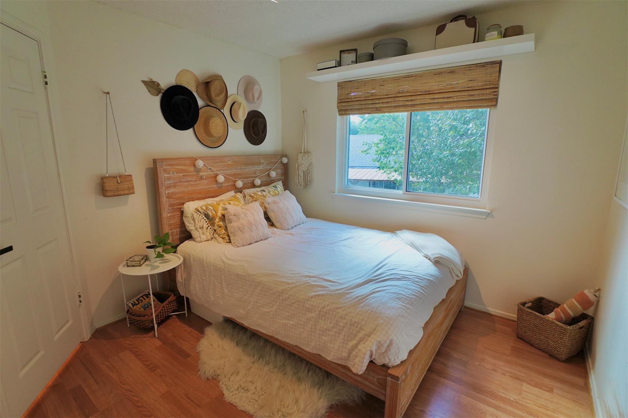 2106 Bluebonnet Dr, Round Rock, TX 78664