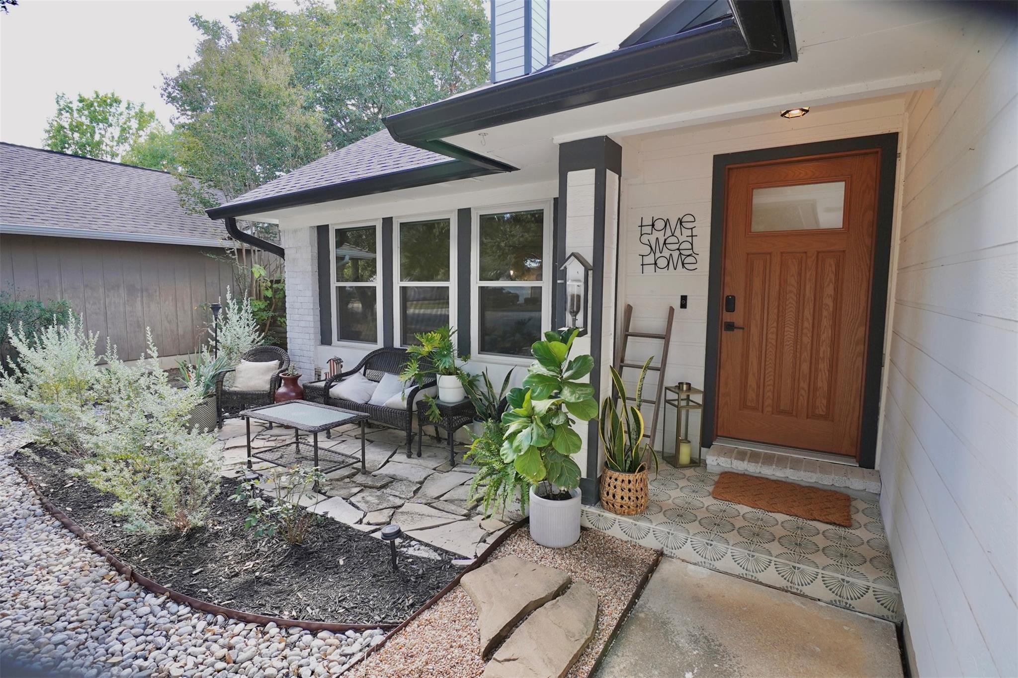 2106 Bluebonnet Dr, Round Rock, TX 78664