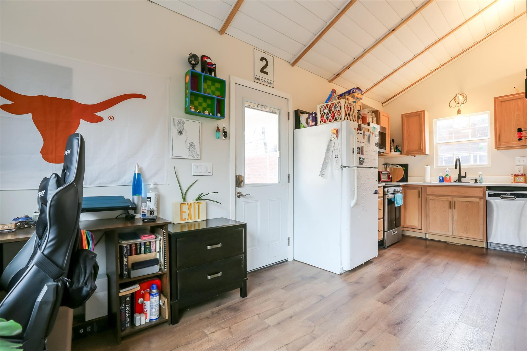 308 E 32nd St # B, Austin, TX 78705