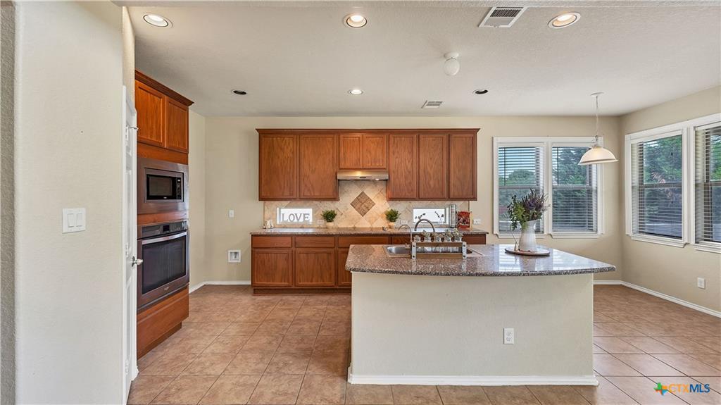 2063 Western Pecan, New Braunfels, TX 78130