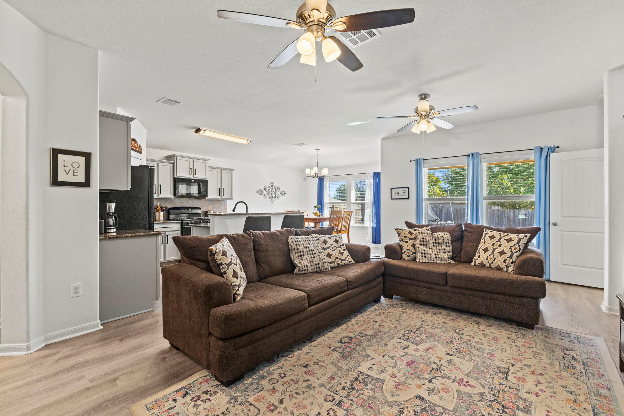 109 Wilson Ct, Hutto, TX 78634