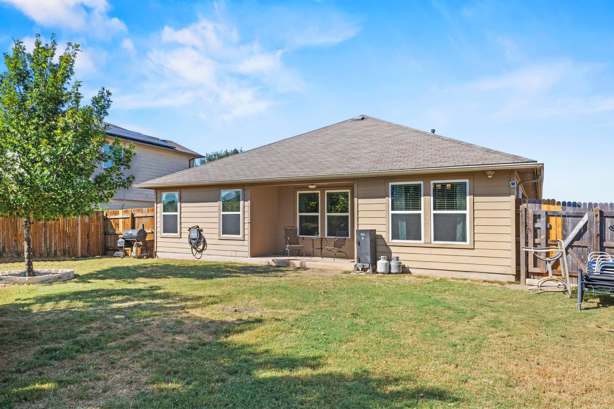 109 Wilson Ct, Hutto, TX 78634