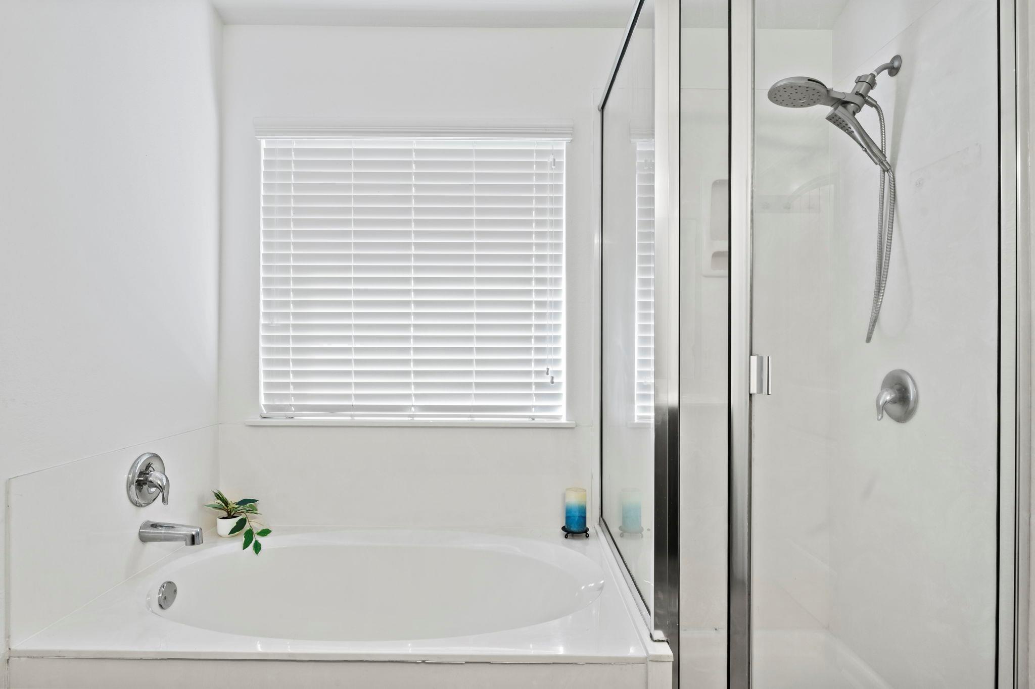 109 Wilson Ct, Hutto, TX 78634