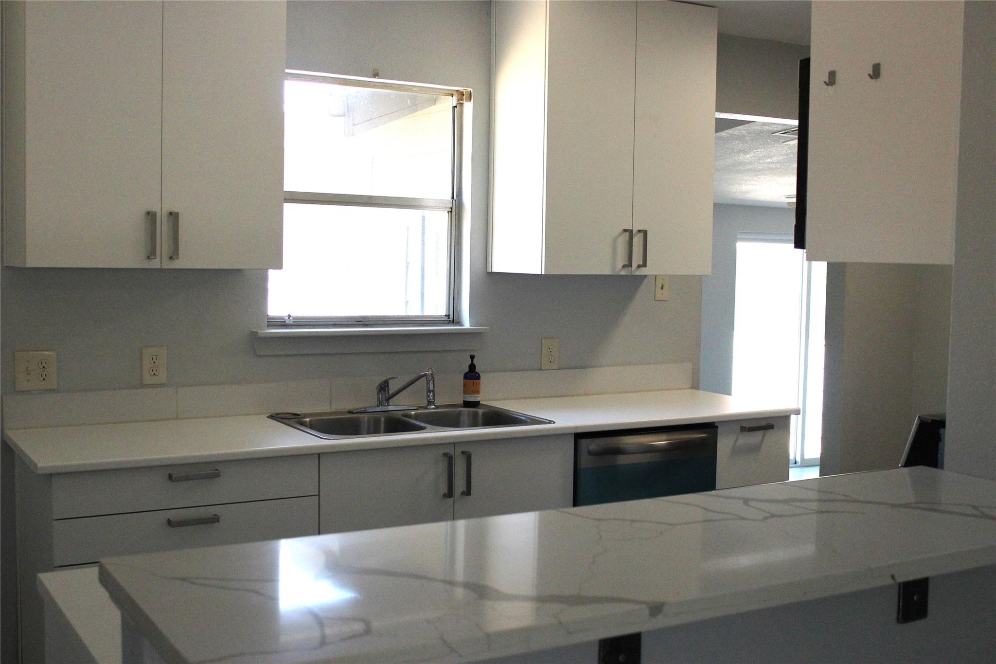 3300 Fritz Hughes Park Rd, Austin, TX 78732